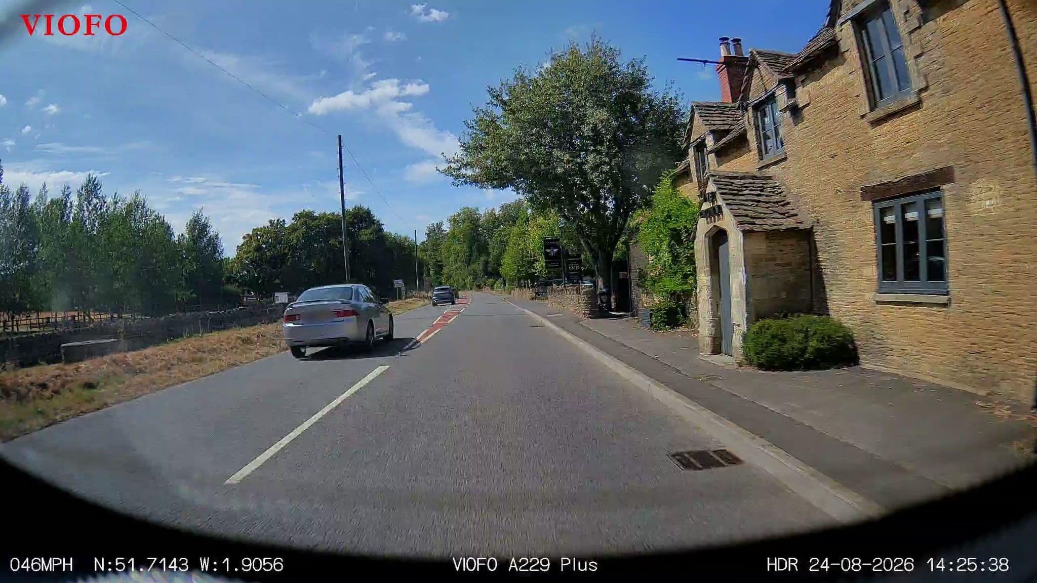 Street view near Wild Thyme & Honey Hotel, Cirencester — © RyanBush (CC BY-SA · Mapillary)