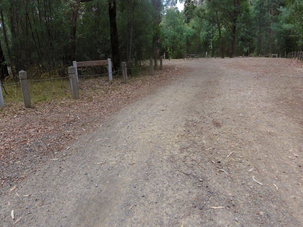 Street view near Cassinia Camp, Yea — © mander (CC BY-SA · Mapillary)