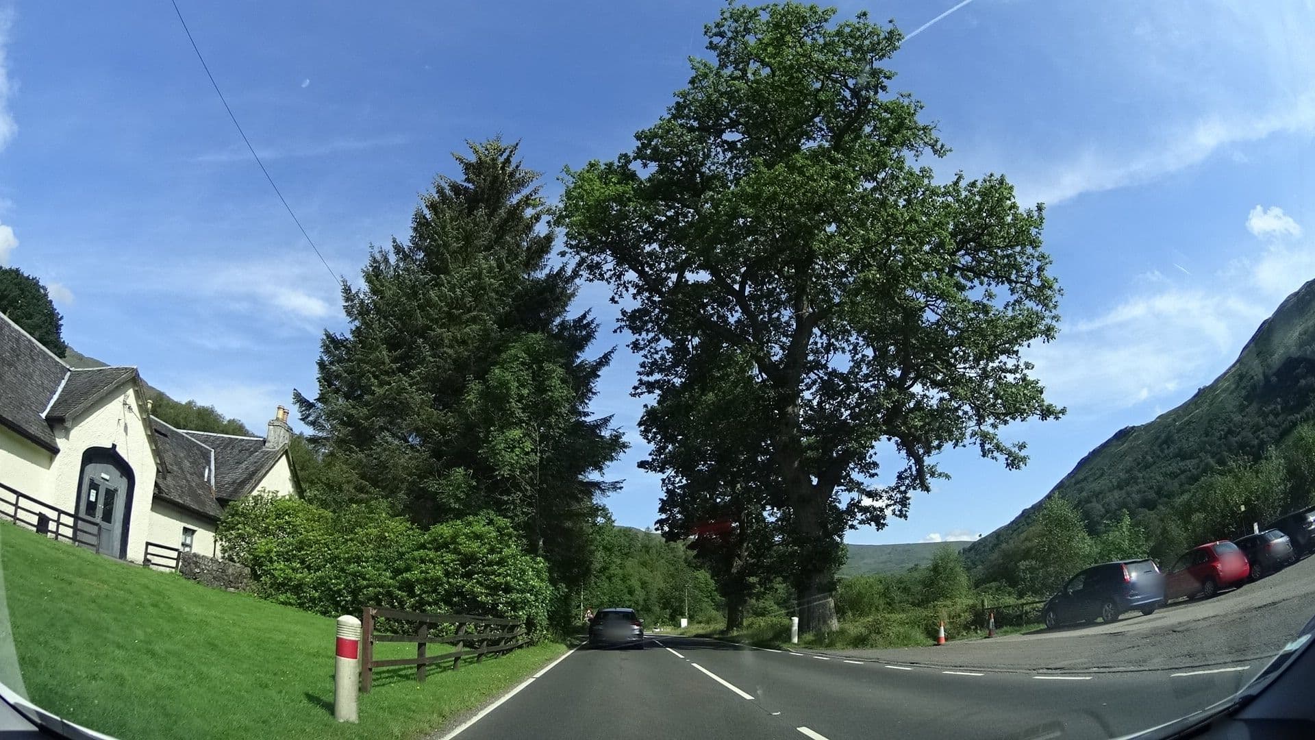 Street view near The Drovers Inn, Garelochhead — © panieravide (CC BY-SA · Mapillary)