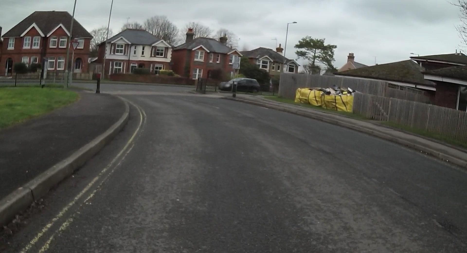 Street view near Wessex Guest House, Basingstoke — © jpennycook (CC BY-SA · Mapillary)