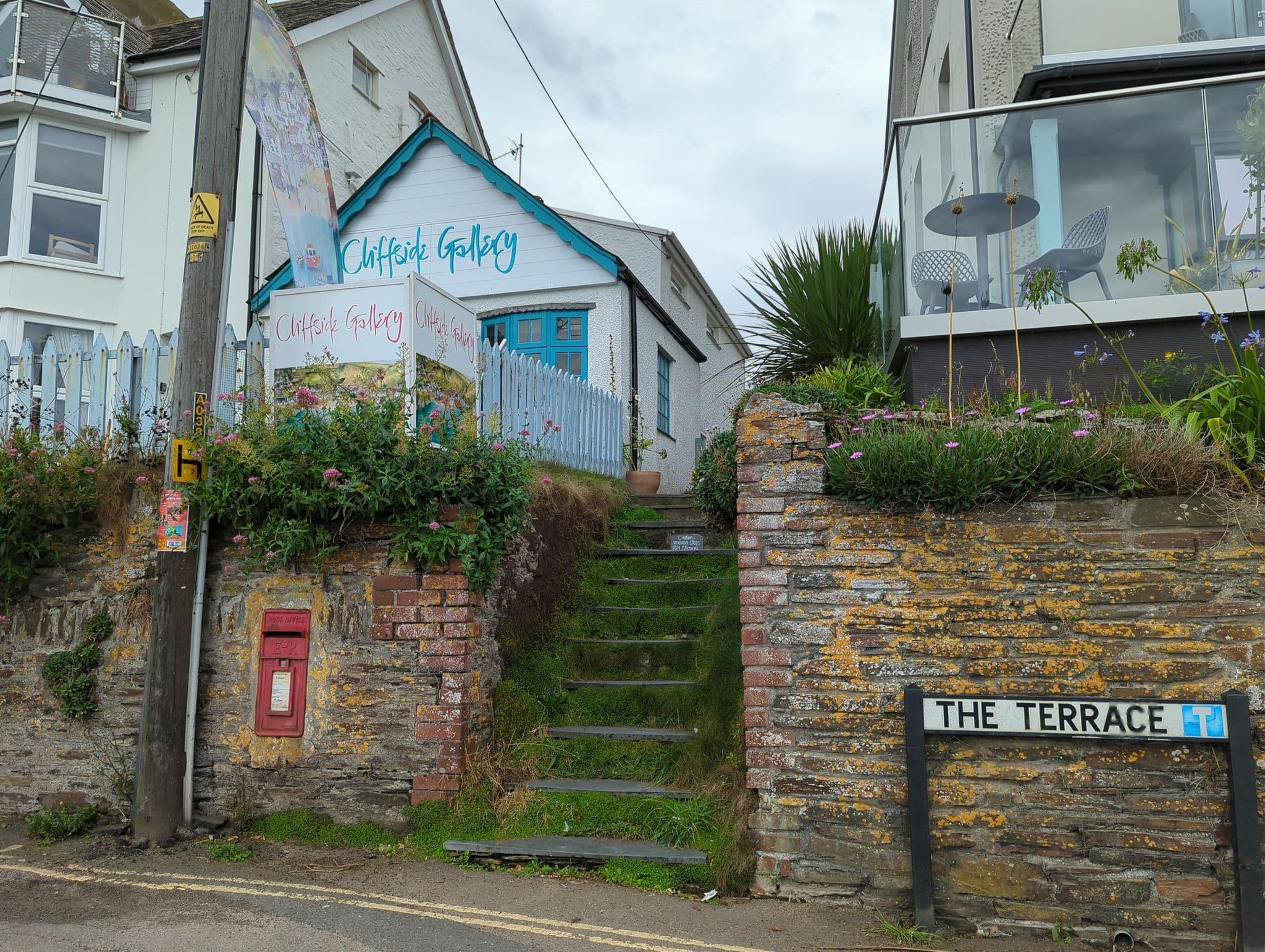 Street view near The Bay Hotel, Polzeath — © treestryder (CC BY-SA · Mapillary)