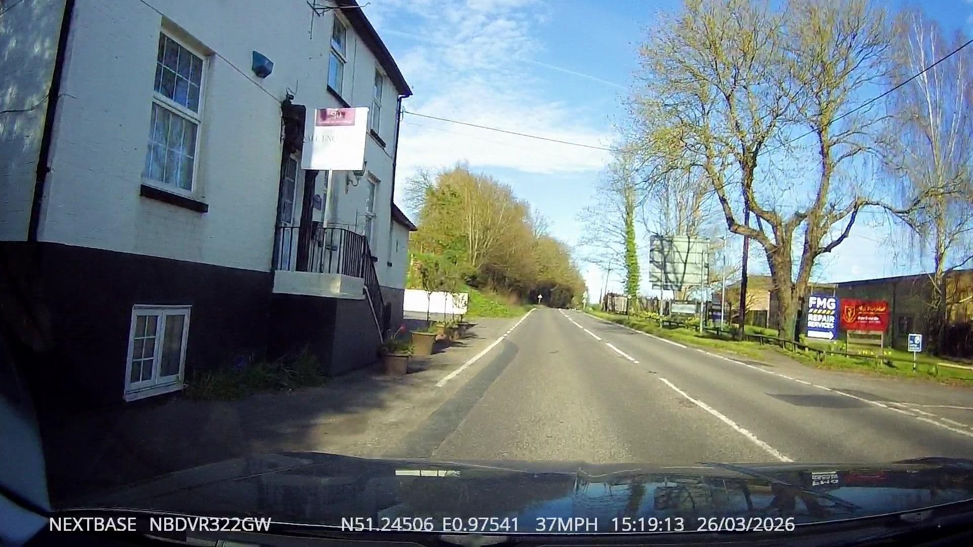 Street view near The Old Alma, Chartham — © tallguy (CC BY-SA · Mapillary)
