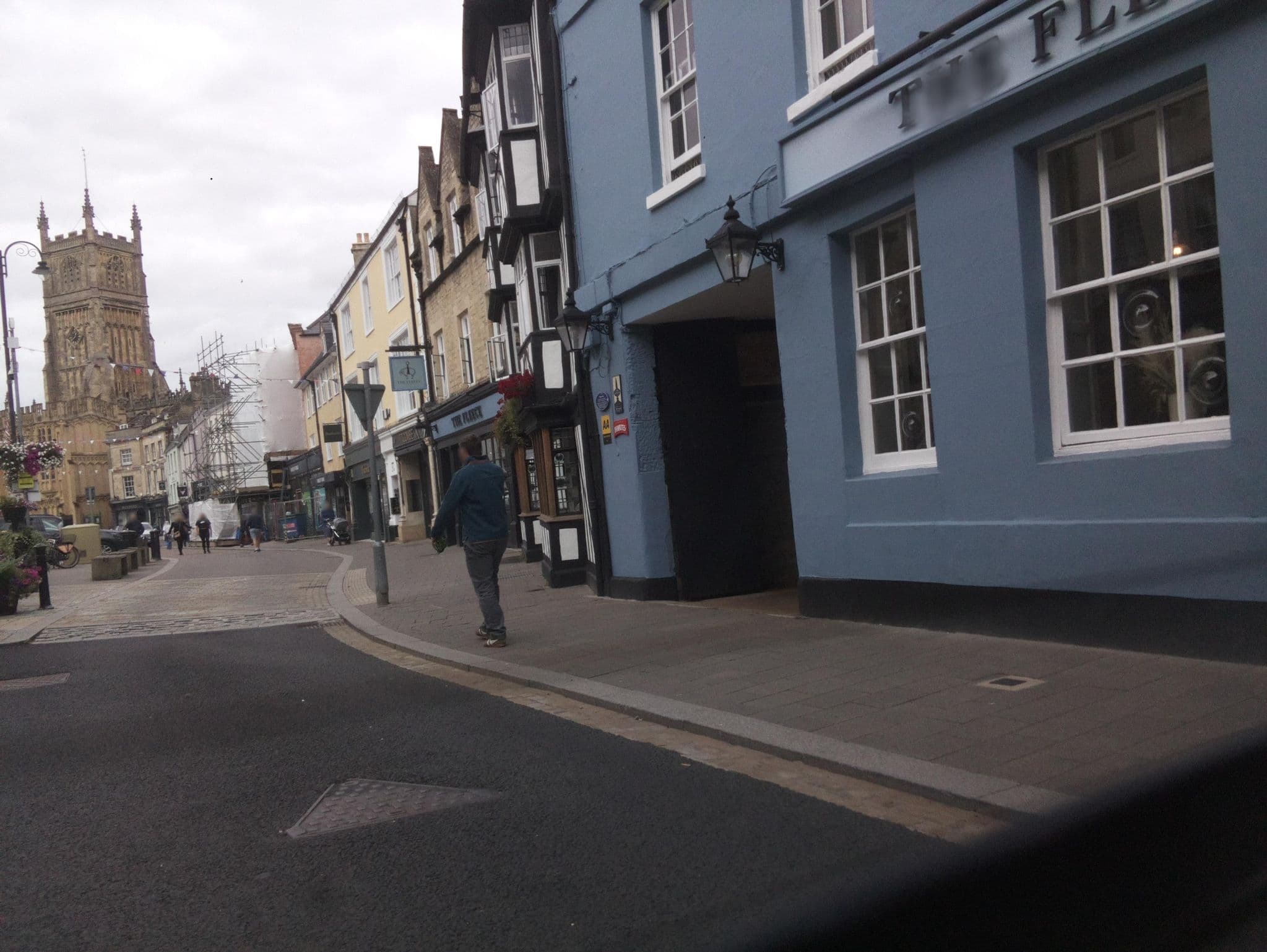 Street view near The Fleece, Cirencester — © southglos (CC BY-SA · Mapillary)