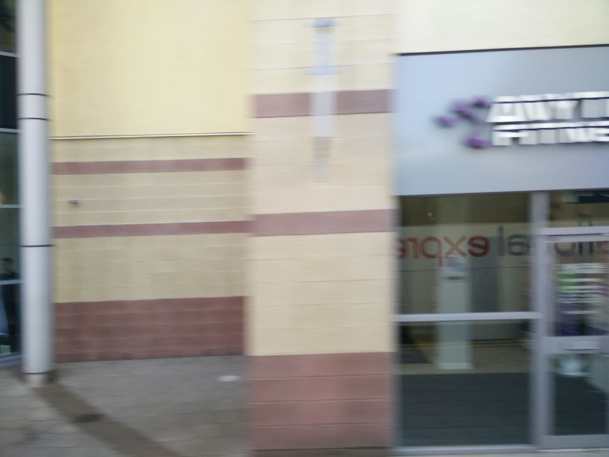 Street view near Premier Inn, Apsley — © volucris (CC BY-SA · Mapillary)