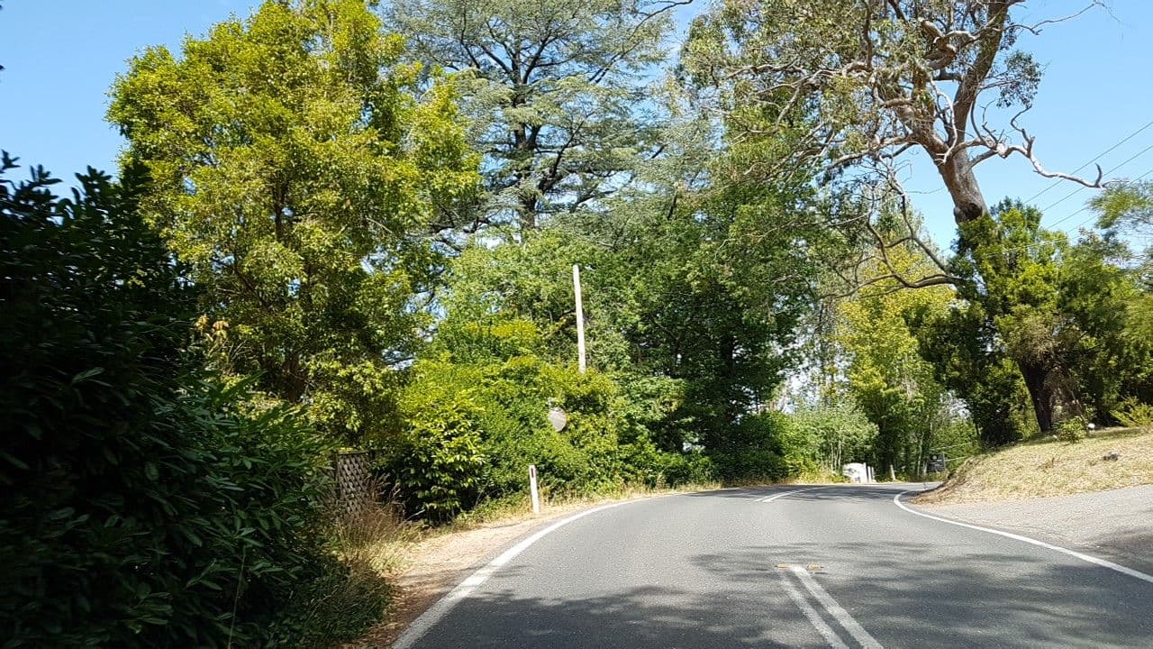 Street view near Mount Lofty House, Crafers — © didz (CC BY-SA · Mapillary)