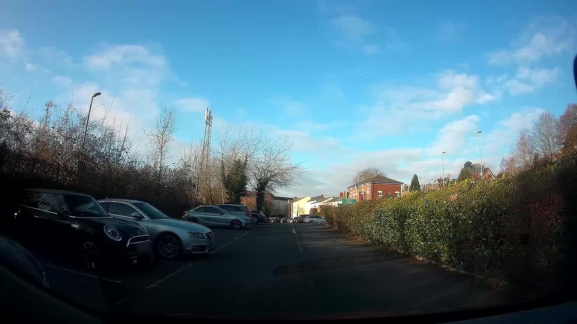 Street view near London Hotel, Stroud — © OrangeHurst97 (CC BY-SA · Mapillary)