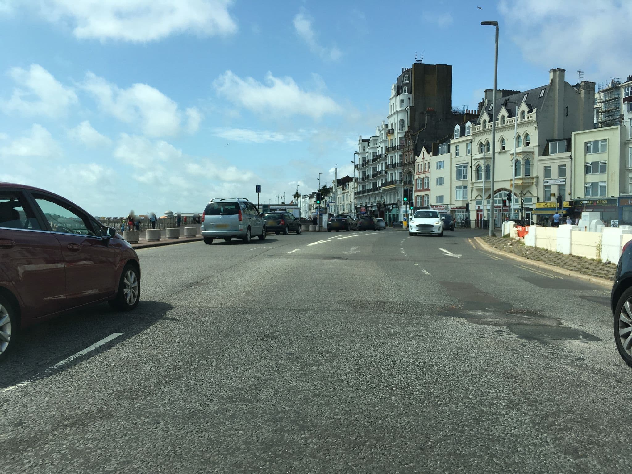 Street view near Alexander's, Hastings — © southglos (CC BY-SA · Mapillary)