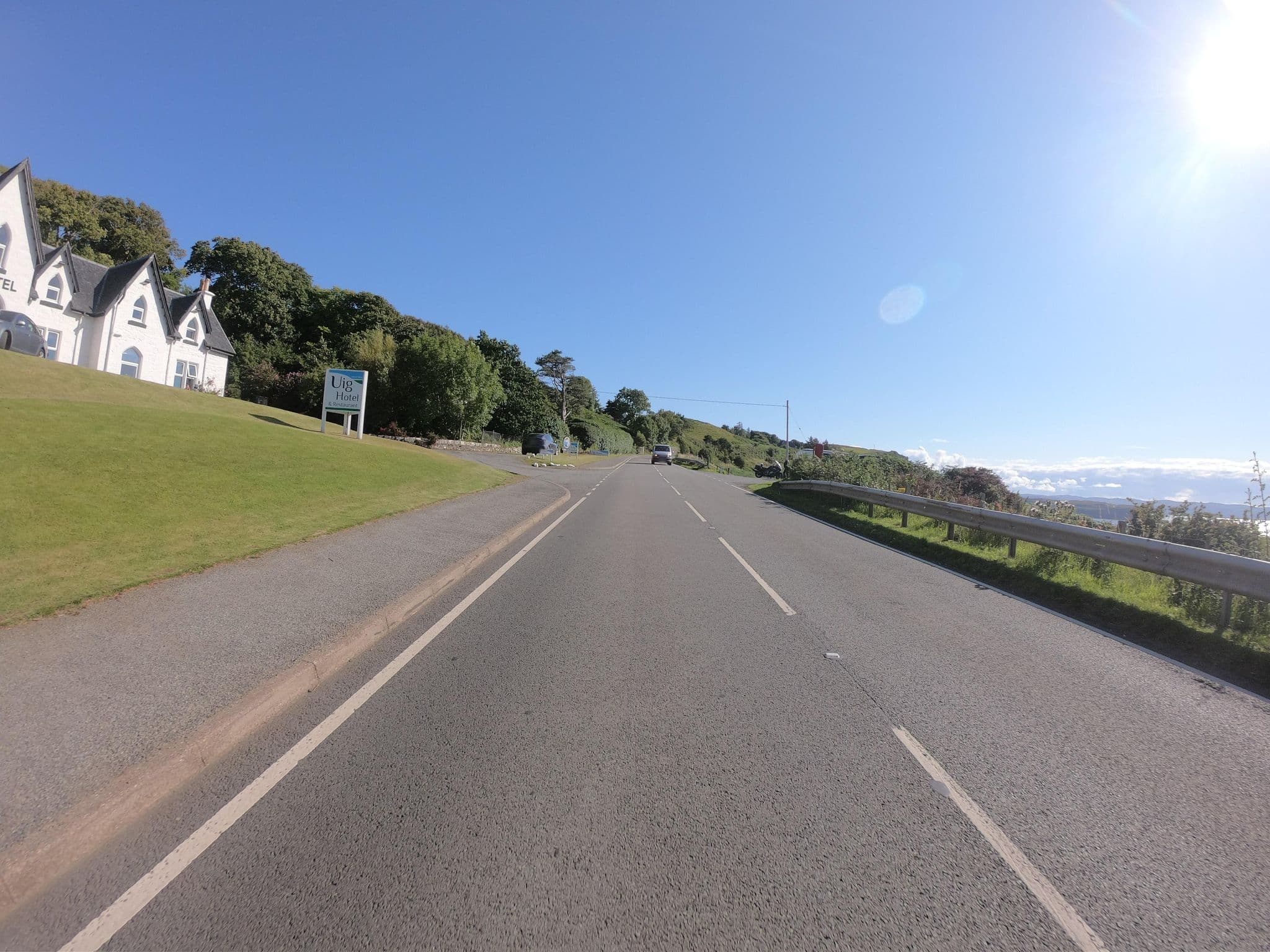 Street view near Uig Hotel, Portree — © joostjakob (CC BY-SA · Mapillary)