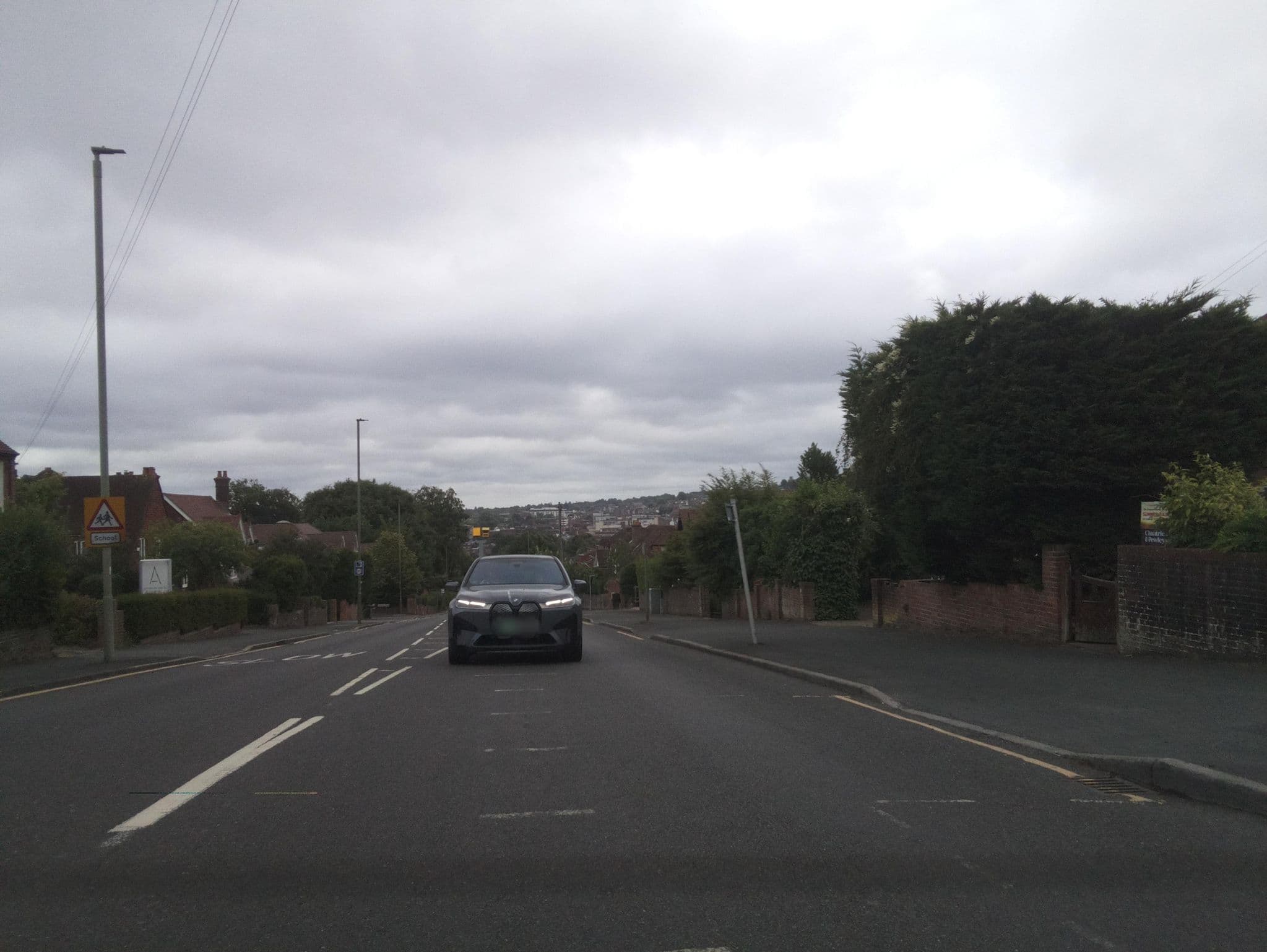 Street view near Asperion Hotel, Guildford — © southglos (CC BY-SA · Mapillary)