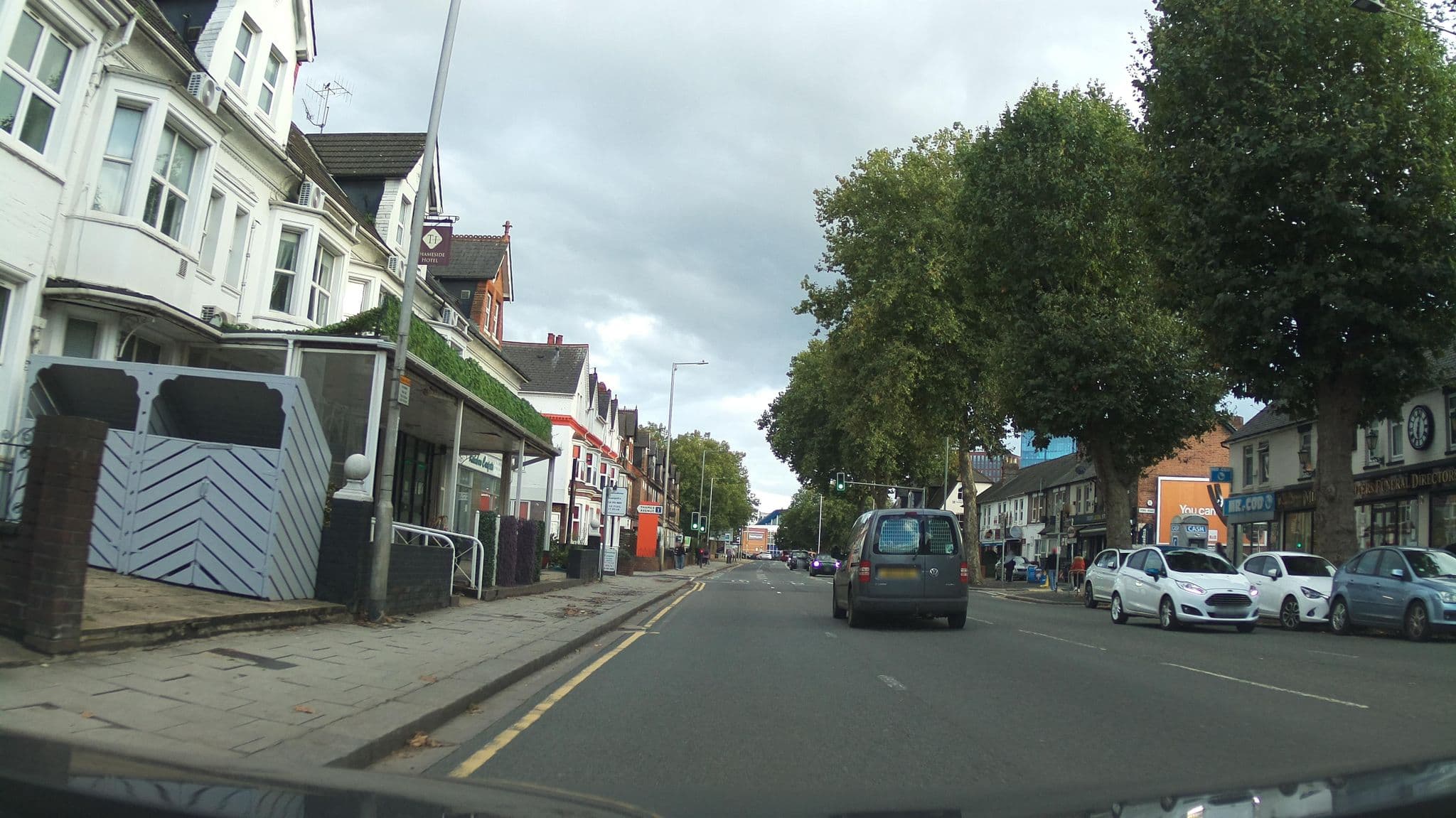Street view near Thameside Hotel, Reading — © southglos (CC BY-SA · Mapillary)