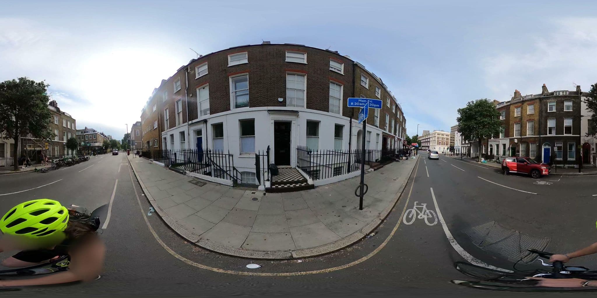 Street view near Greenville Hotel, Clerkenwell — © cernbyln (CC BY-SA · Mapillary)
