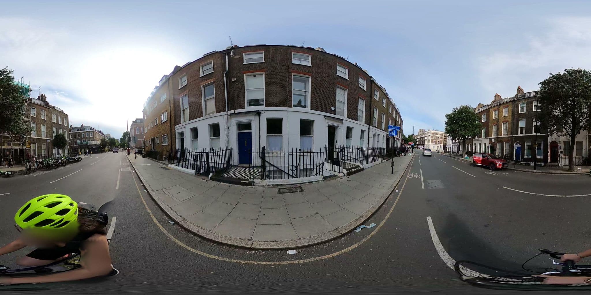 Street view near Guildford, Clerkenwell — © cernbyln (CC BY-SA · Mapillary)