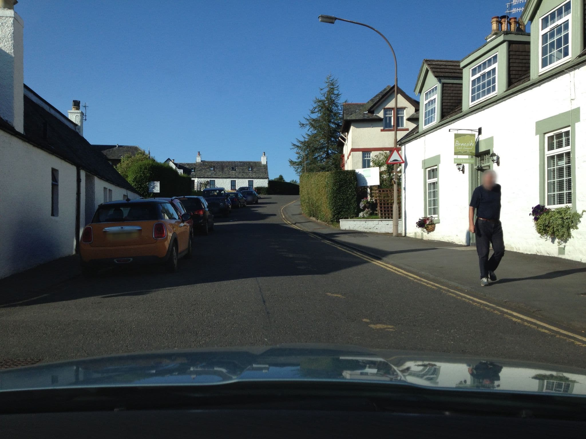 Street view near The Clachan Inn, Killearn — © hobgoblin (CC BY-SA · Mapillary)