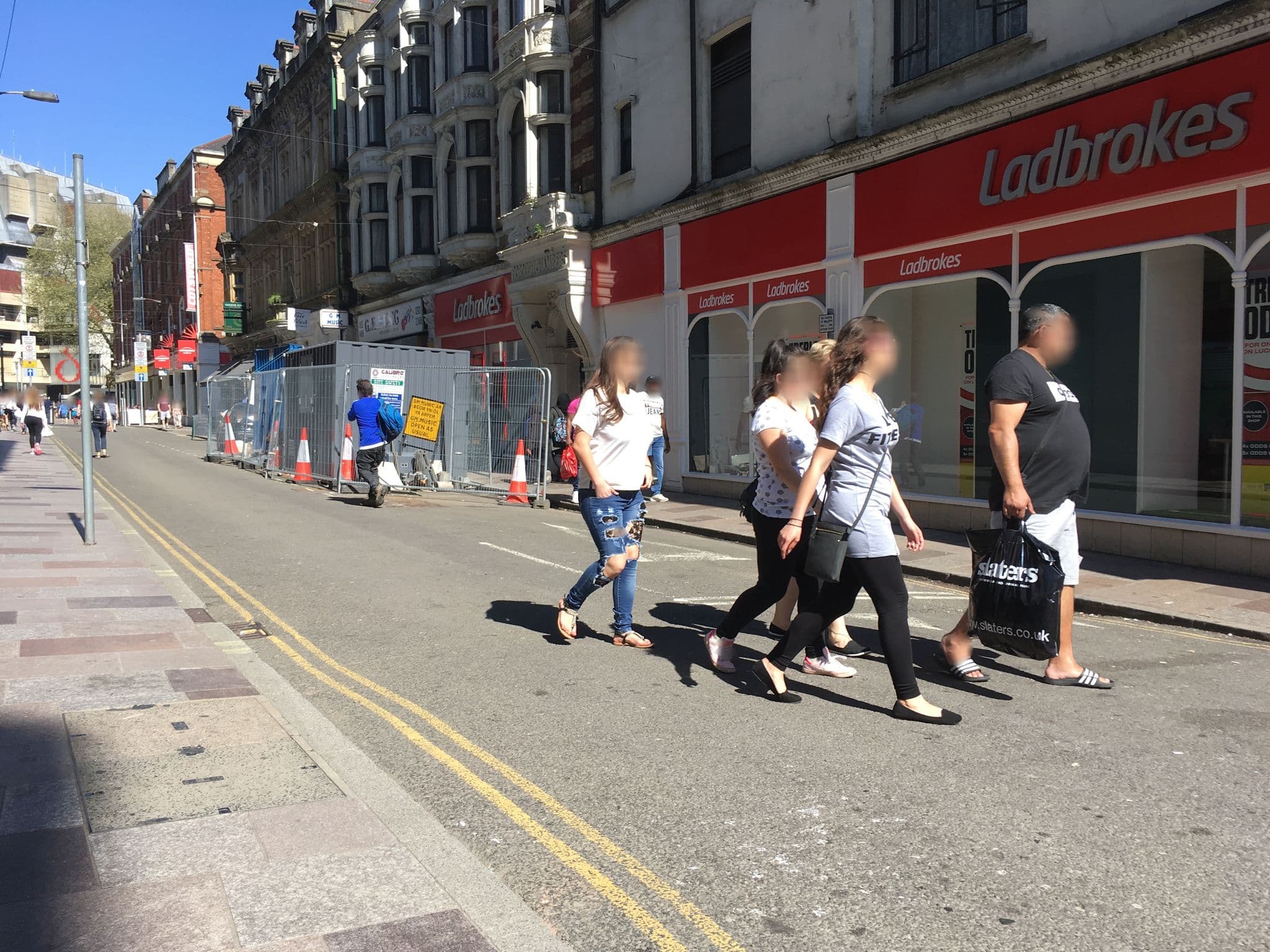 Street view near Sandringham Hotel, Cardiff — © southglos (CC BY-SA · Mapillary)