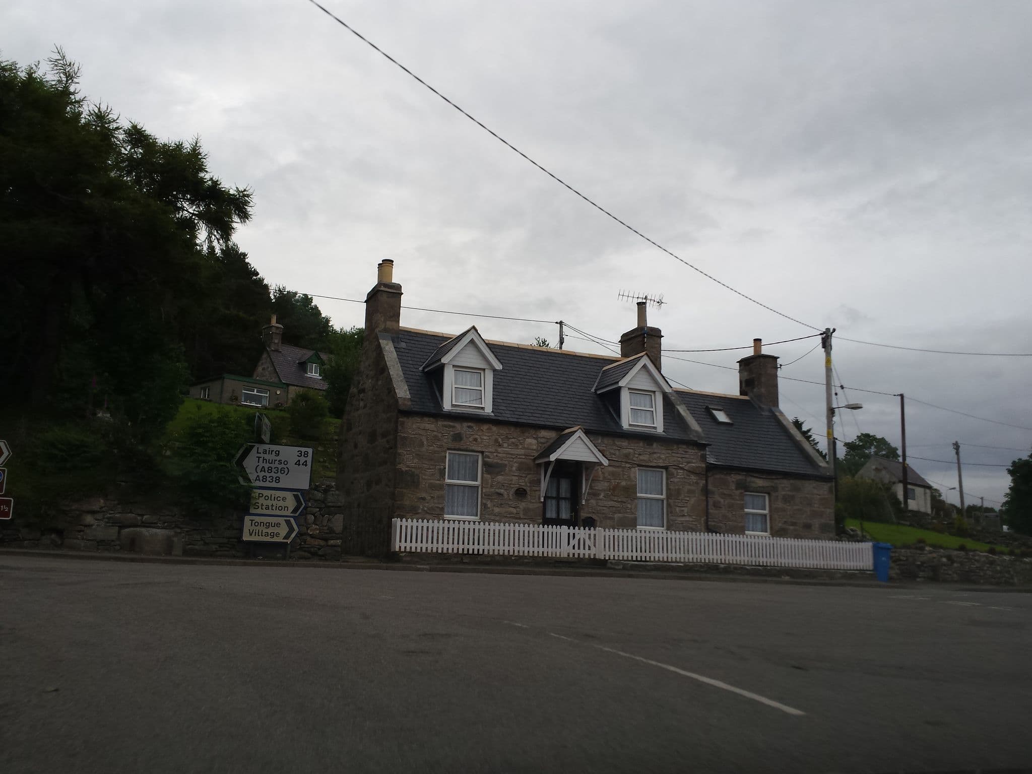 Street view near Tigh-nan-Ubhal, Thurso — © rudolfmayer (CC BY-SA · Mapillary)