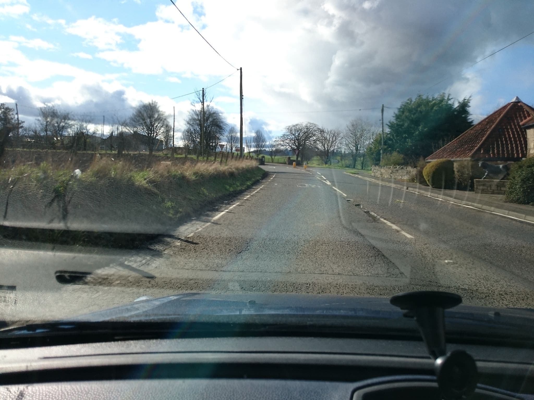 Street view near Champany Inn, Linlithgow — © ally447 (CC BY-SA · Mapillary)