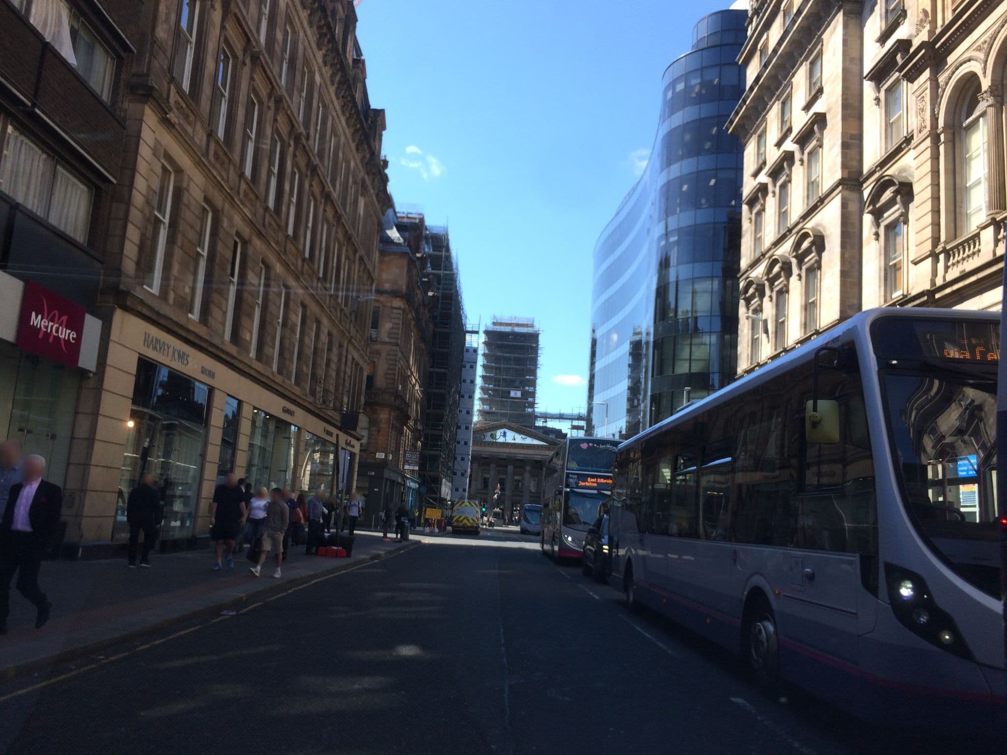 Street view near Mercure Hotel, Glasgow — © gmc (CC BY-SA · Mapillary)