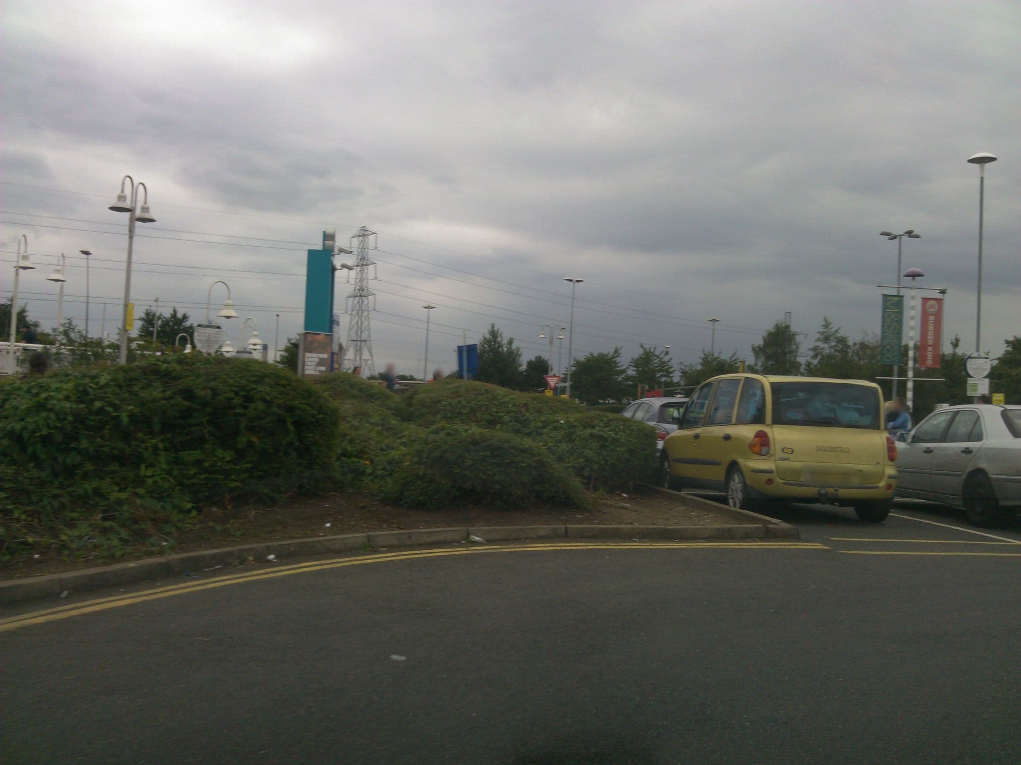 Street view near Travelodge Thurrock M25, Chafford Hundred — © petermead (CC BY-SA · Mapillary)