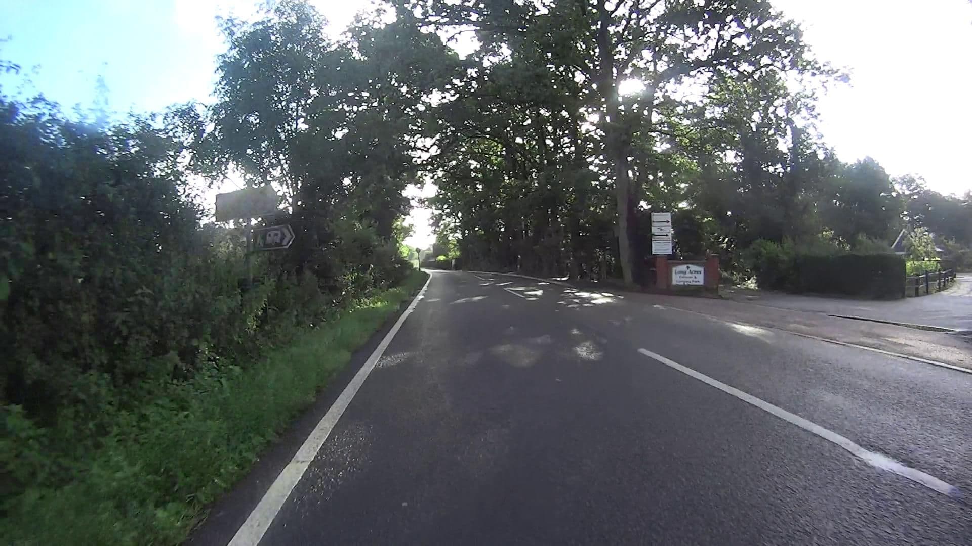 Street view near Long Acres Caravan & Camping, Lingfield — © daveemtb (CC BY-SA · Mapillary)