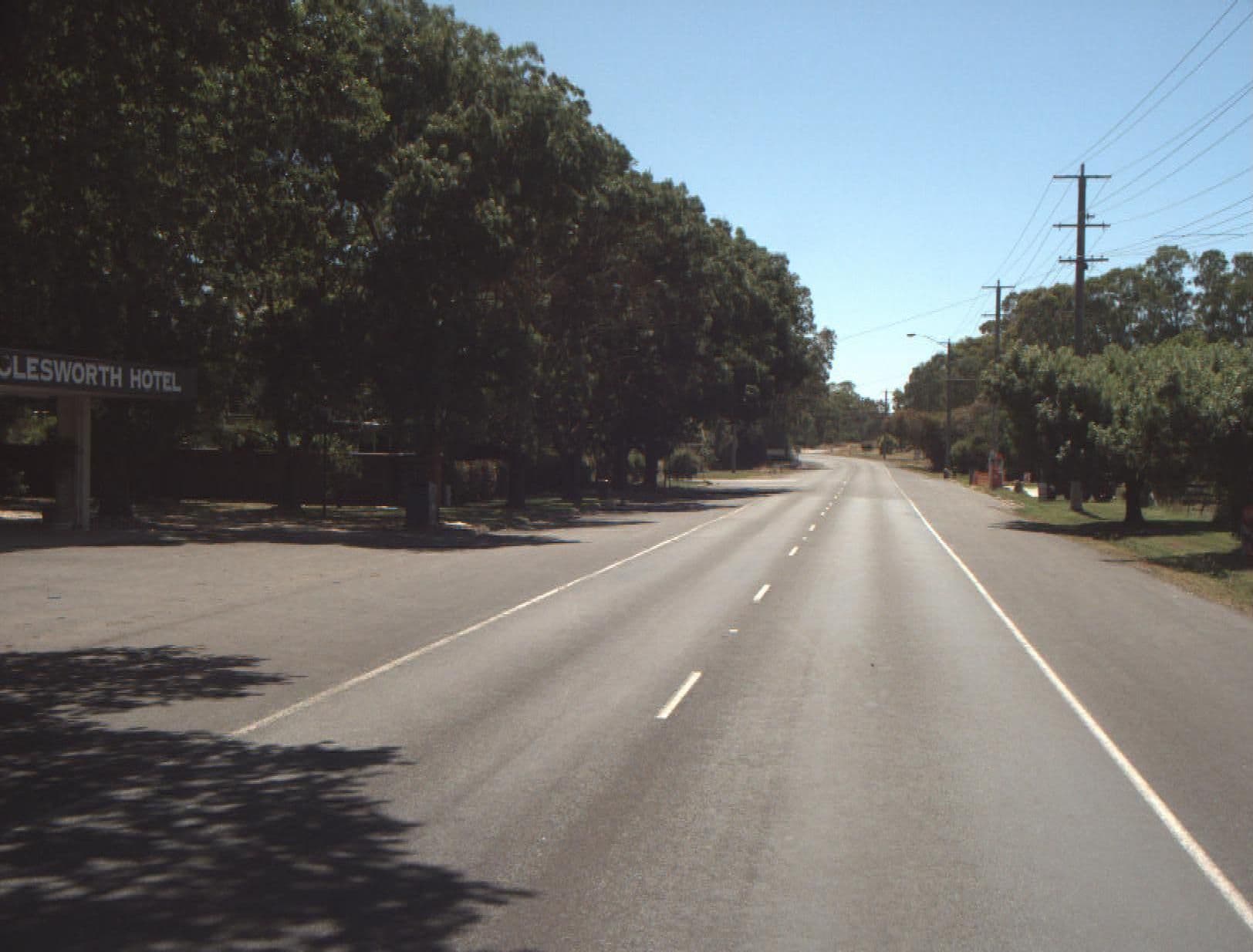 Street view near Goulburn River Inn, Yea — © vicroads (CC BY-SA · Mapillary)