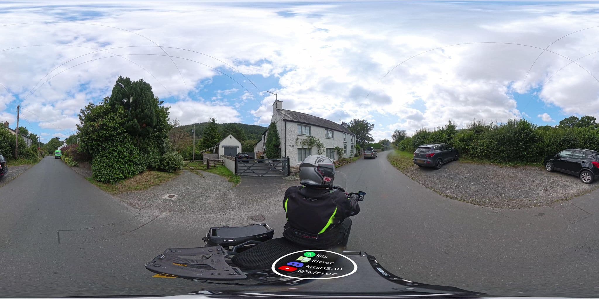 Street view near Yew Tree Cottage, Llangynidr — © kits (CC BY-SA · Mapillary)