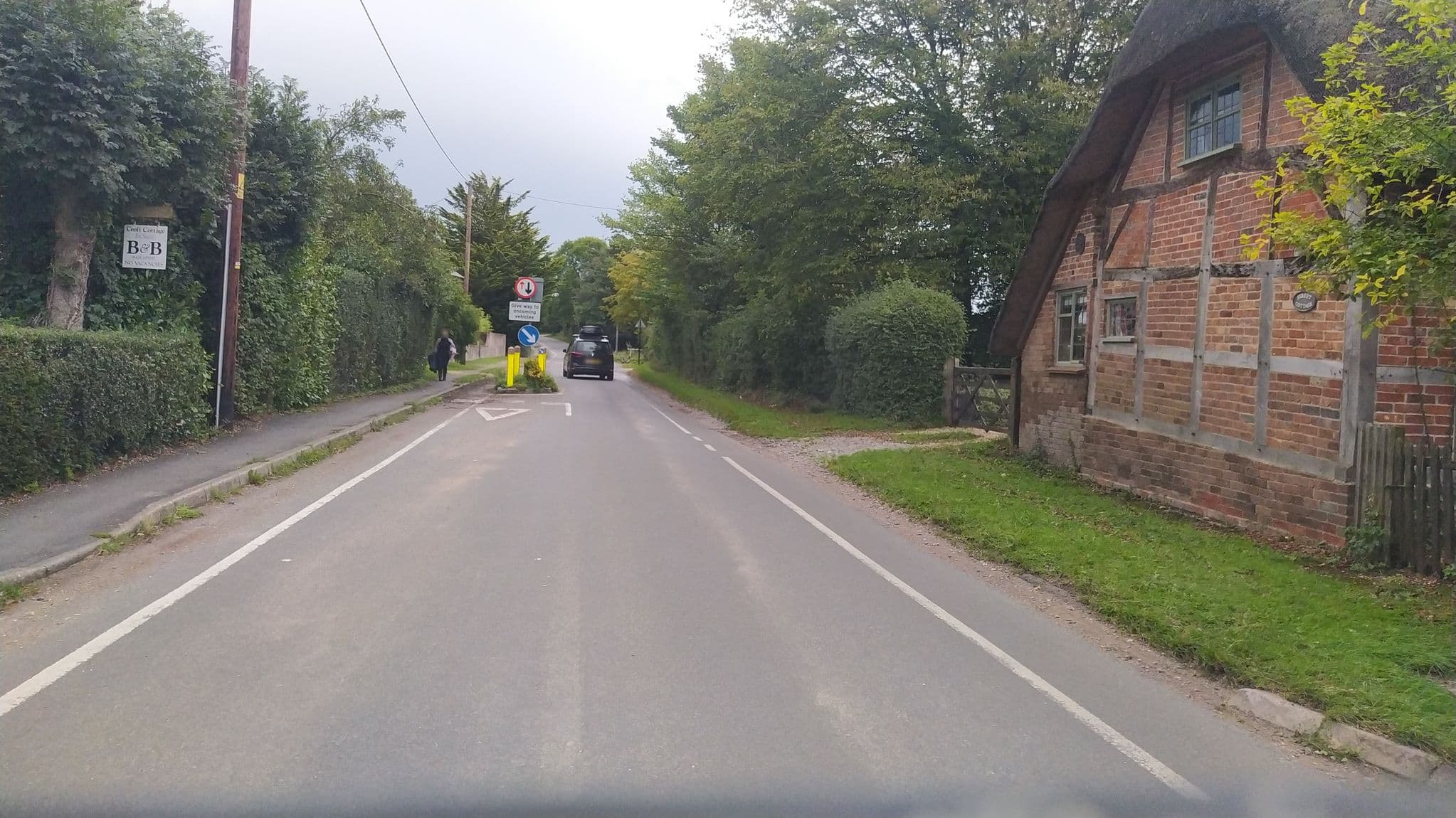 Street view near Croft Cottage B&B, Fordingbridge — © noid (CC BY-SA · Mapillary)