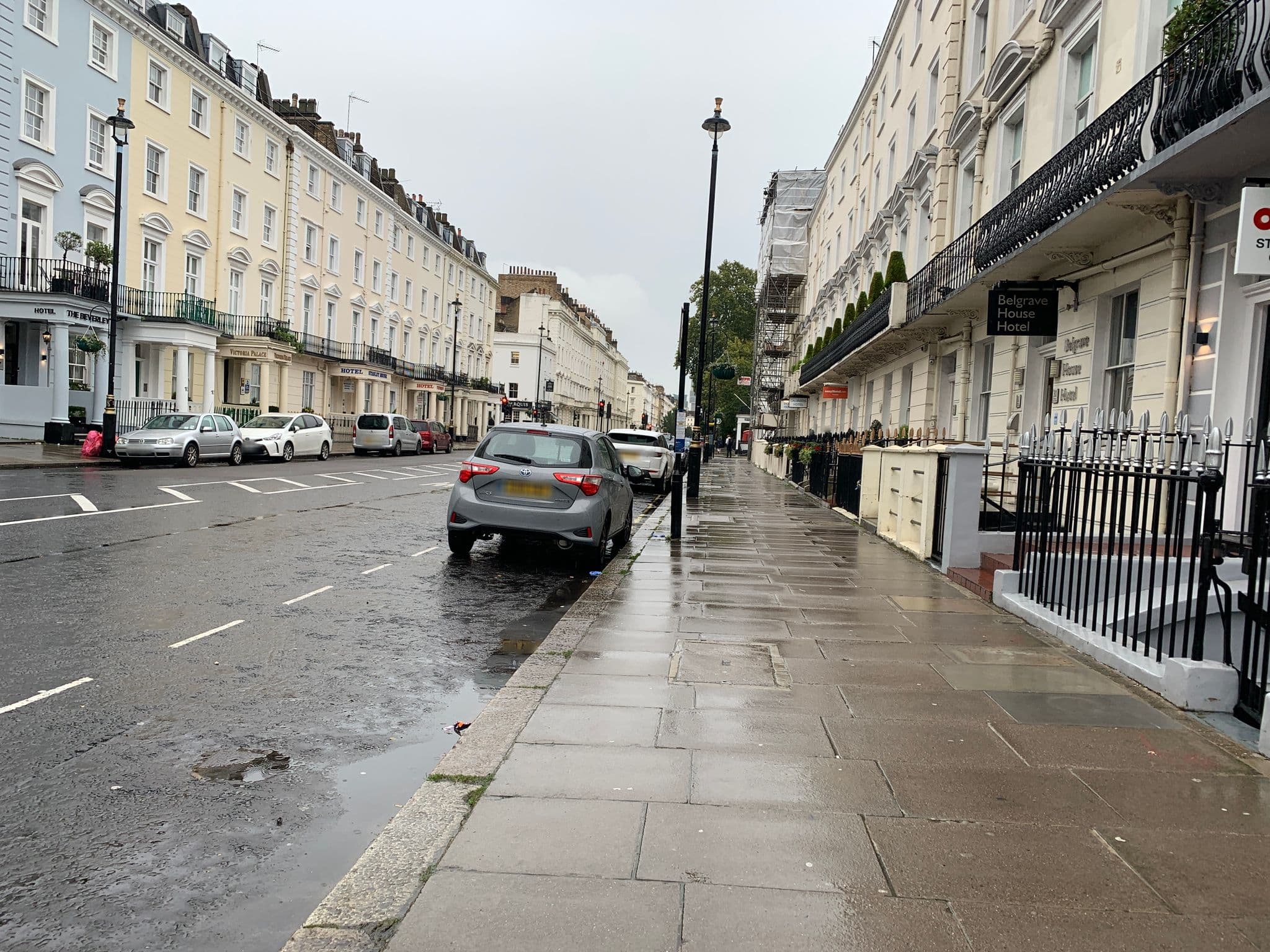 Street view near Belgrave House Hotel, Pimlico — © nigelramsay (CC BY-SA · Mapillary)