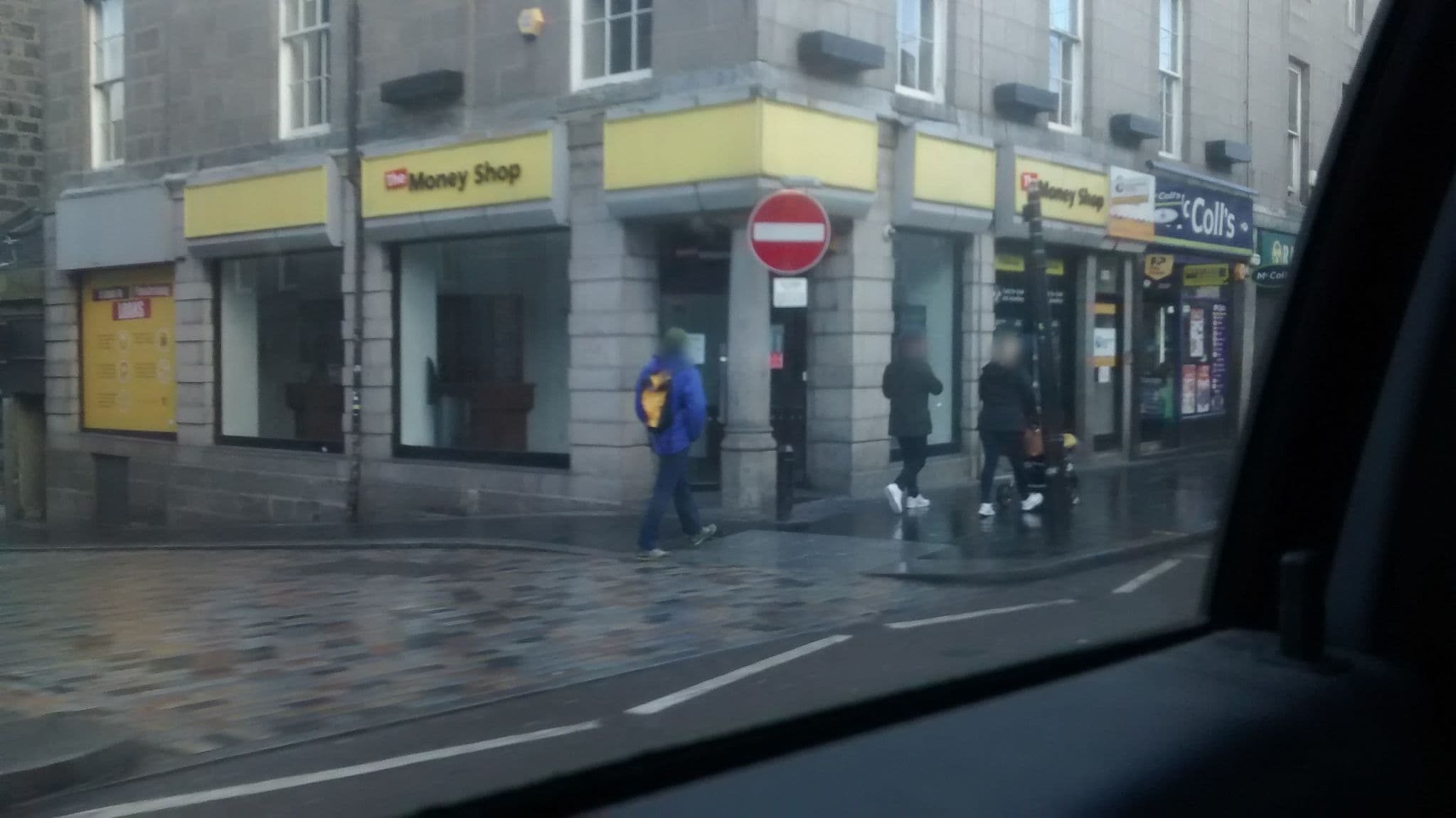 Street view near Siberia Hotel, Aberdeen — © ginaroz (CC BY-SA · Mapillary)
