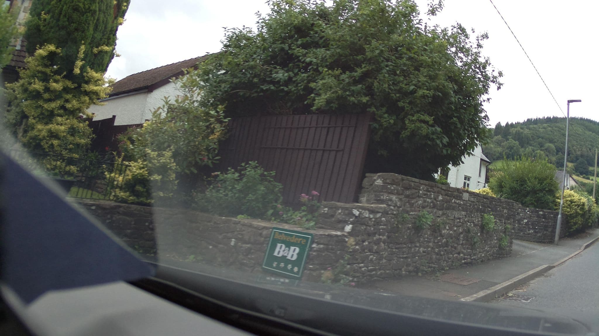 Street view near Belvedere, Llangynidr — © southglos (CC BY-SA · Mapillary)