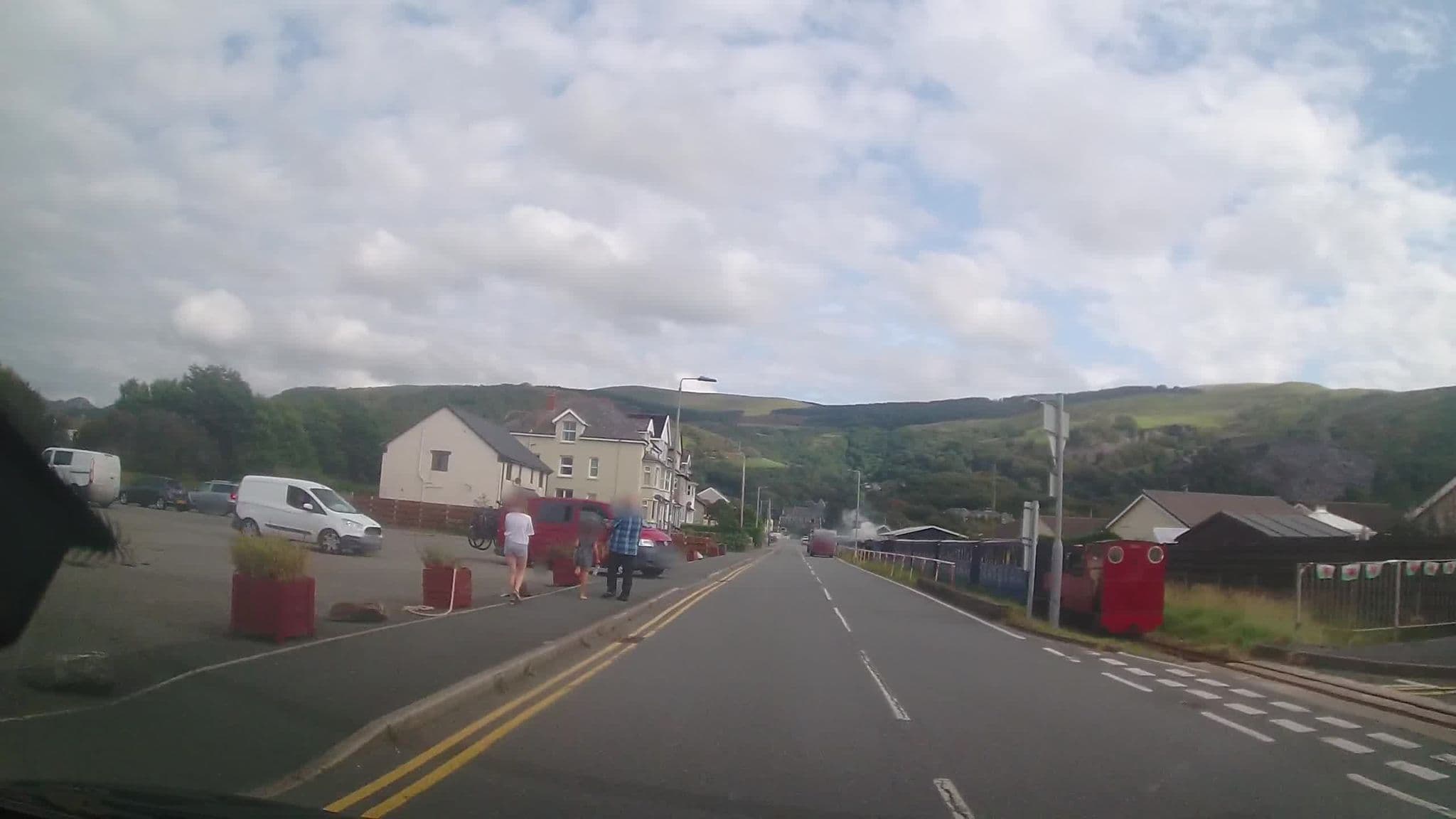 Street view near Springfield Hotel, Barmouth — © trigpoint (CC BY-SA · Mapillary)