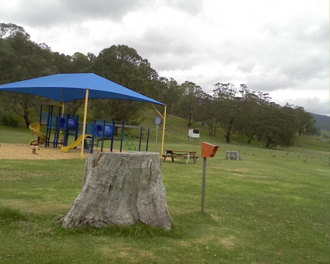 Street view near Ensay Recreation Ground, Nicholson — © bob3bob3 (CC BY-SA · Mapillary)