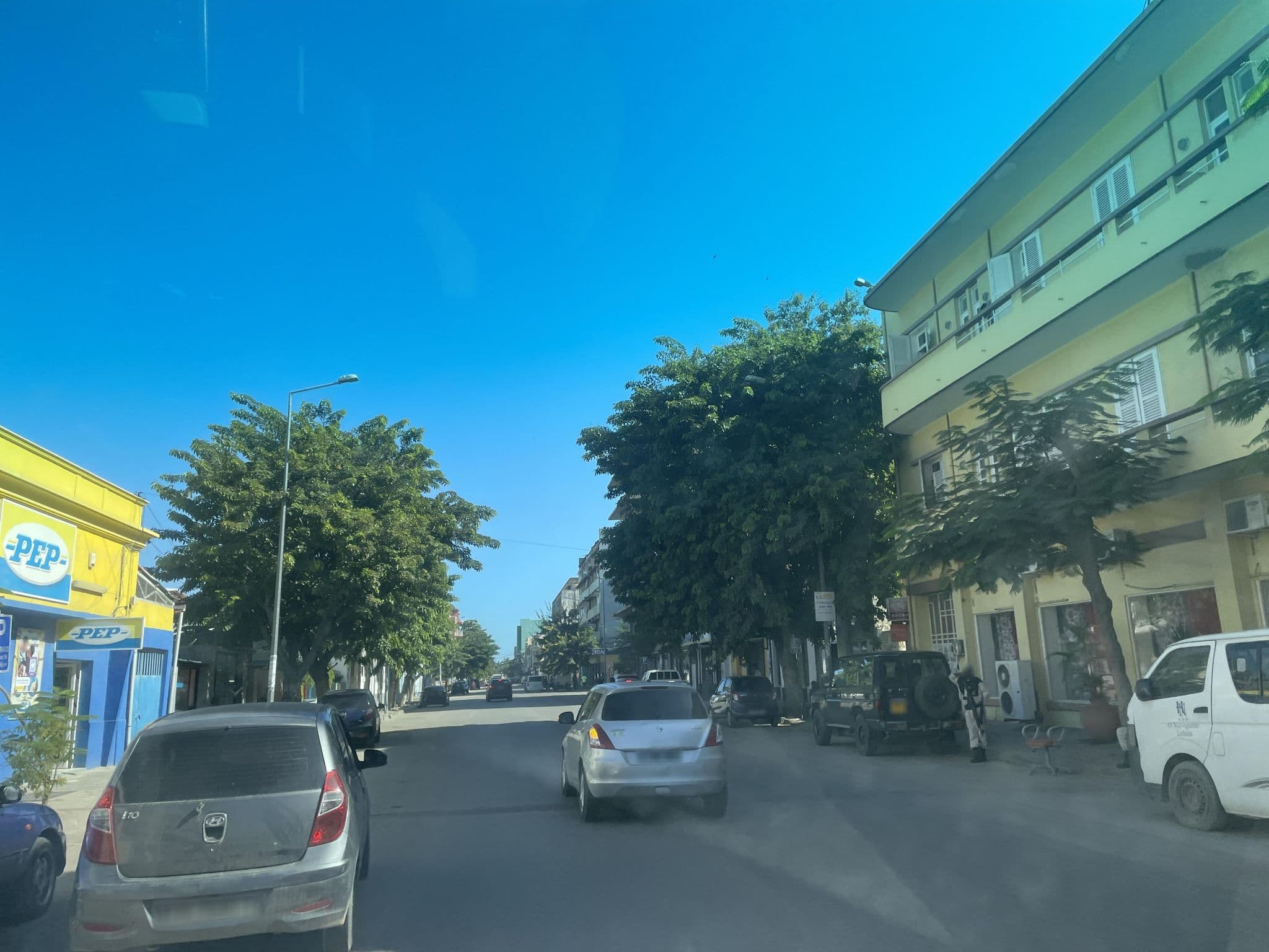 Street view near O Navegante, Lobito — © Manolo23 (CC BY-SA · Mapillary)