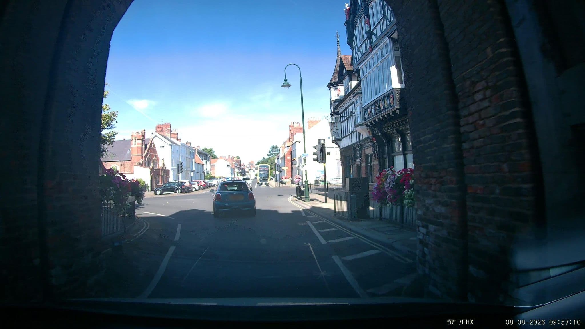 Street view near The Inn on the Bar, Beverley — © aidan573 (CC BY-SA · Mapillary)