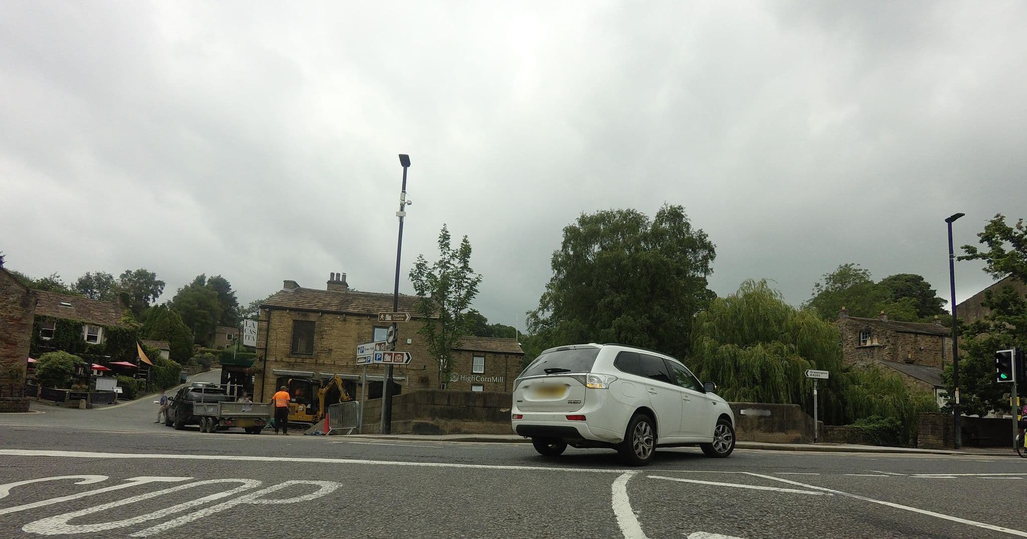 Street view near The Pinfold guest house, Skipton — © tallguy (CC BY-SA · Mapillary)
