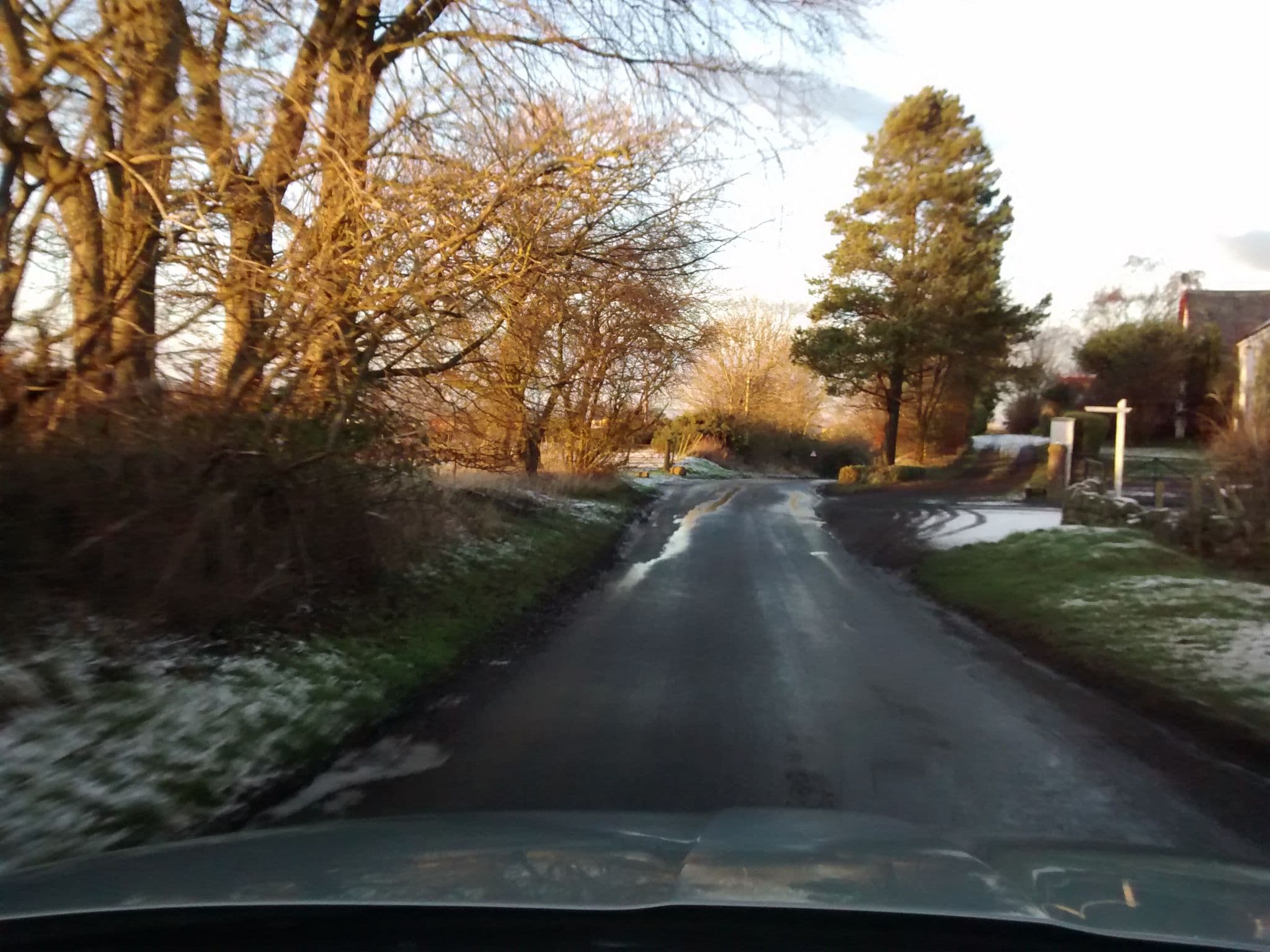 Street view near Red Craig, East Calder — © hobgoblin (CC BY-SA · Mapillary)