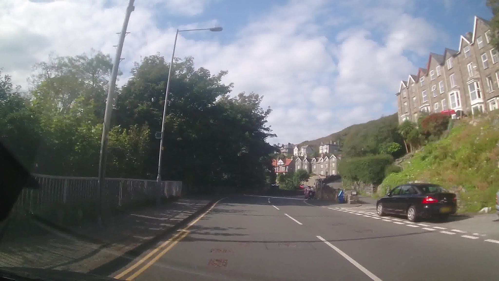 Street view near Bryn Teg Hotel, Barmouth — © trigpoint (CC BY-SA · Mapillary)