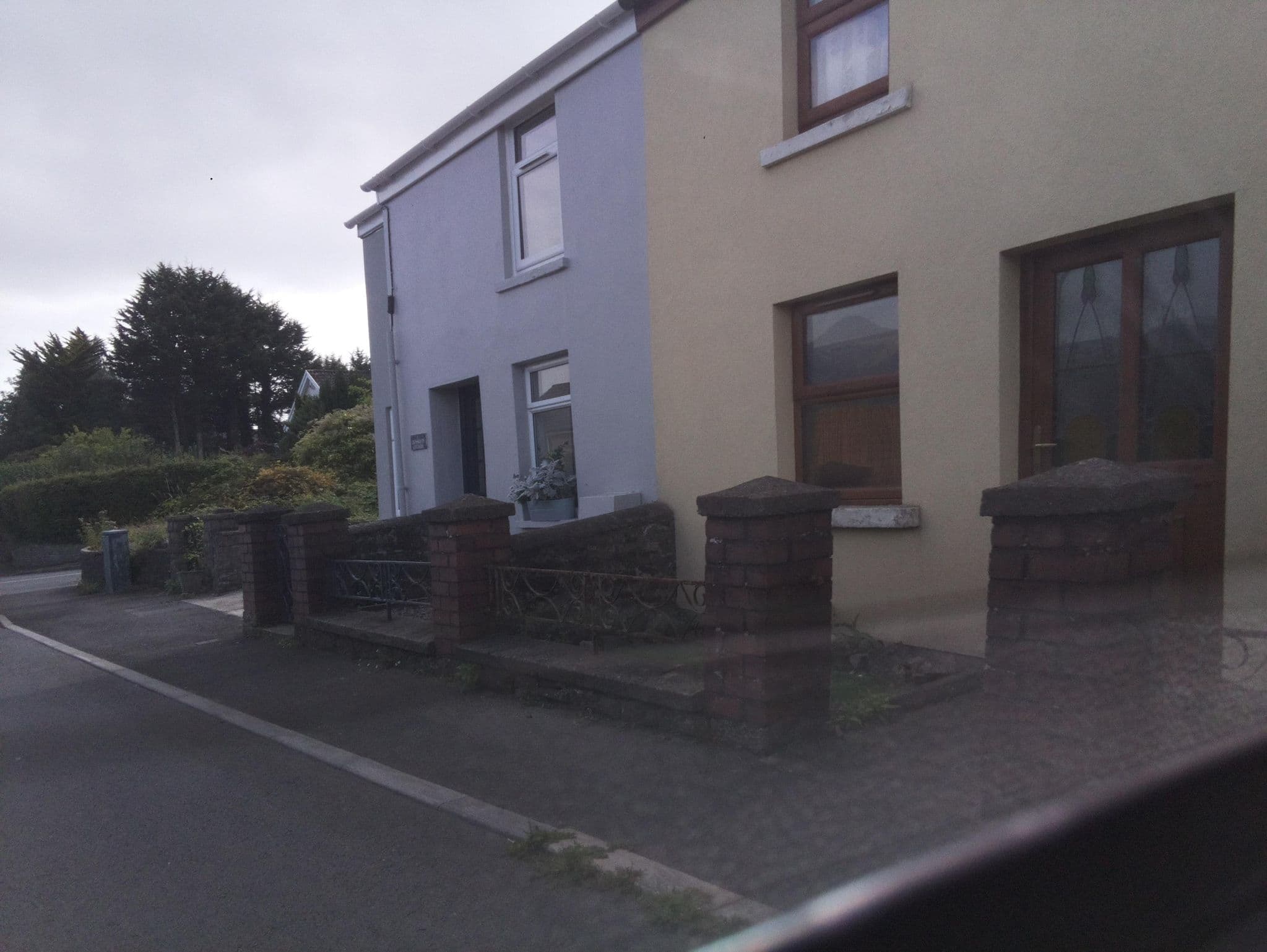 Street view near Crossroads Cottage, Gilwern — © southglos (CC BY-SA · Mapillary)