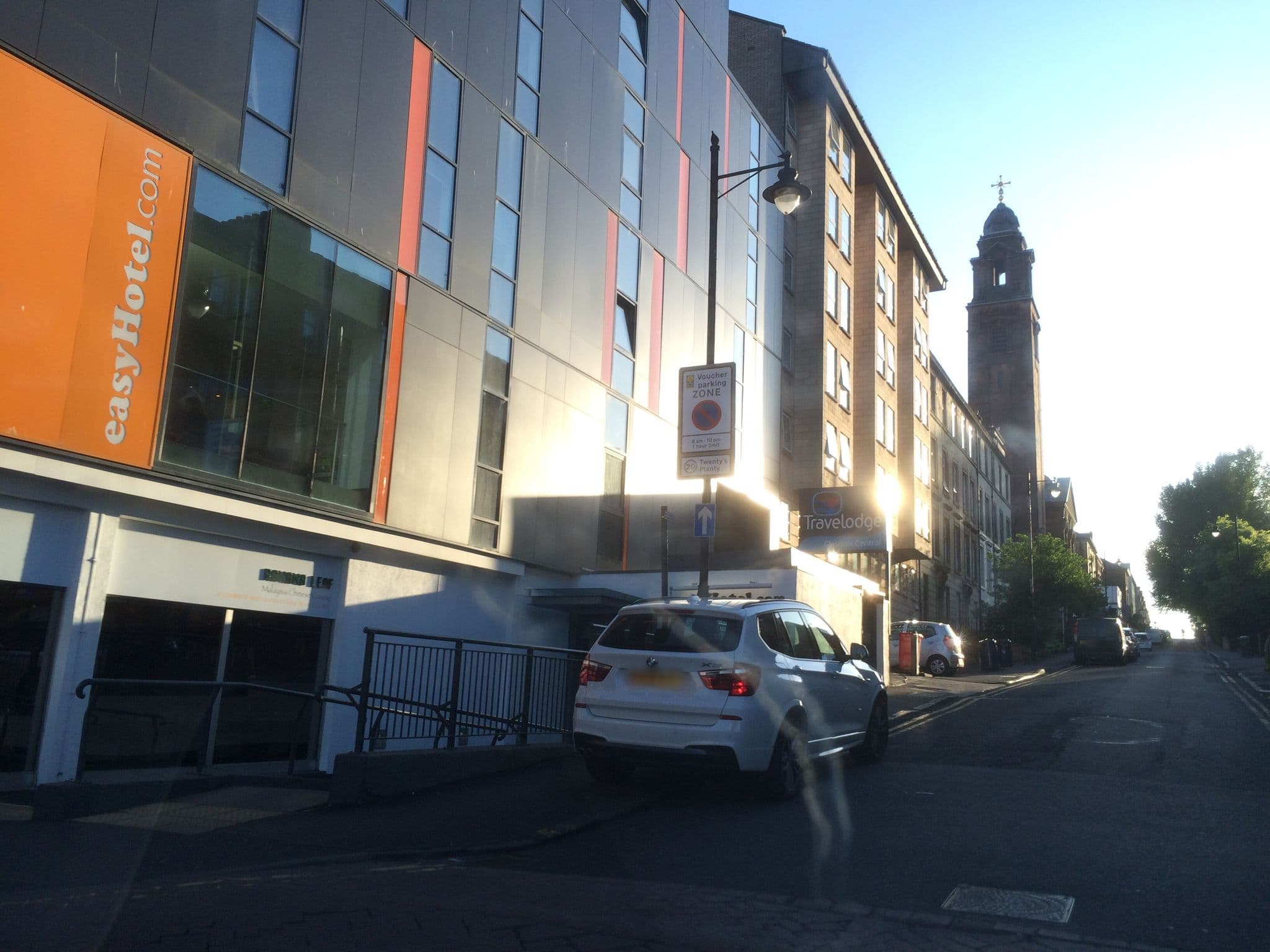 Street view near easyHotel, Glasgow — © gmc (CC BY-SA · Mapillary)