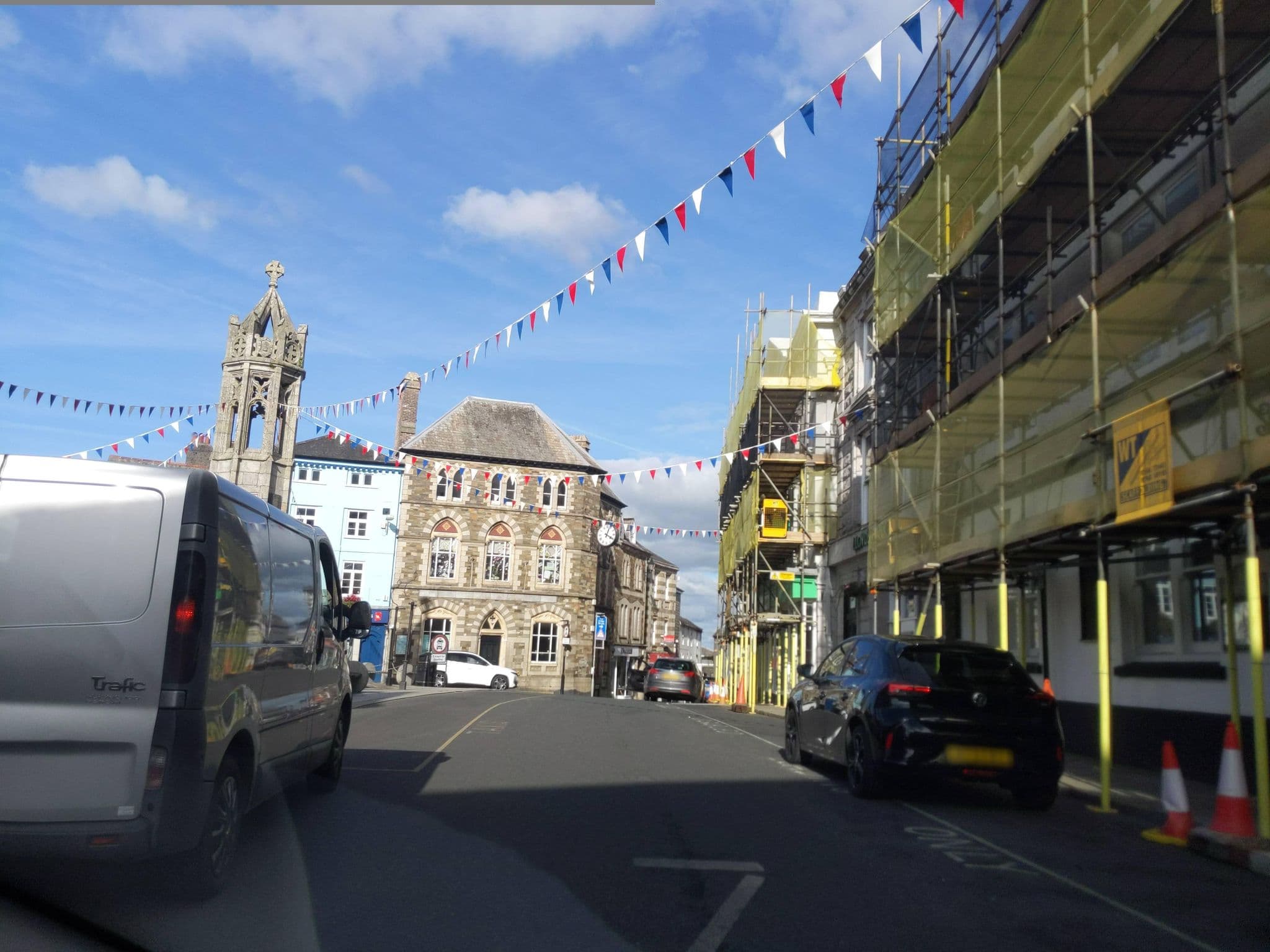 Street view near White Hart, Launceston — © WaggyDog (CC BY-SA · Mapillary)