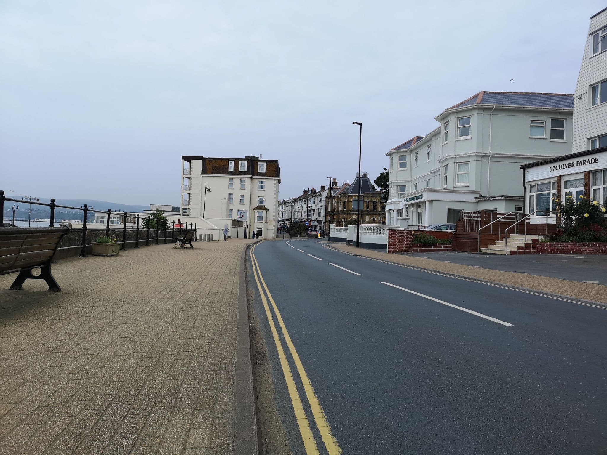 Street view near Hotel Maria, Sandown — © mappernerd (CC BY-SA · Mapillary)