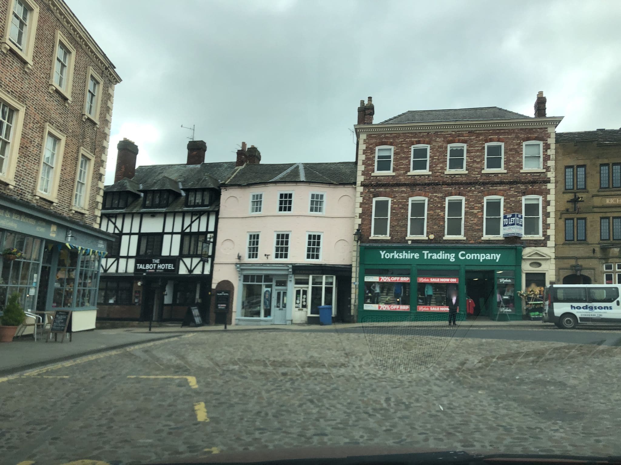 Street view near The Bishop Blaize, Catterick Garrison — © locator (CC BY-SA · Mapillary)