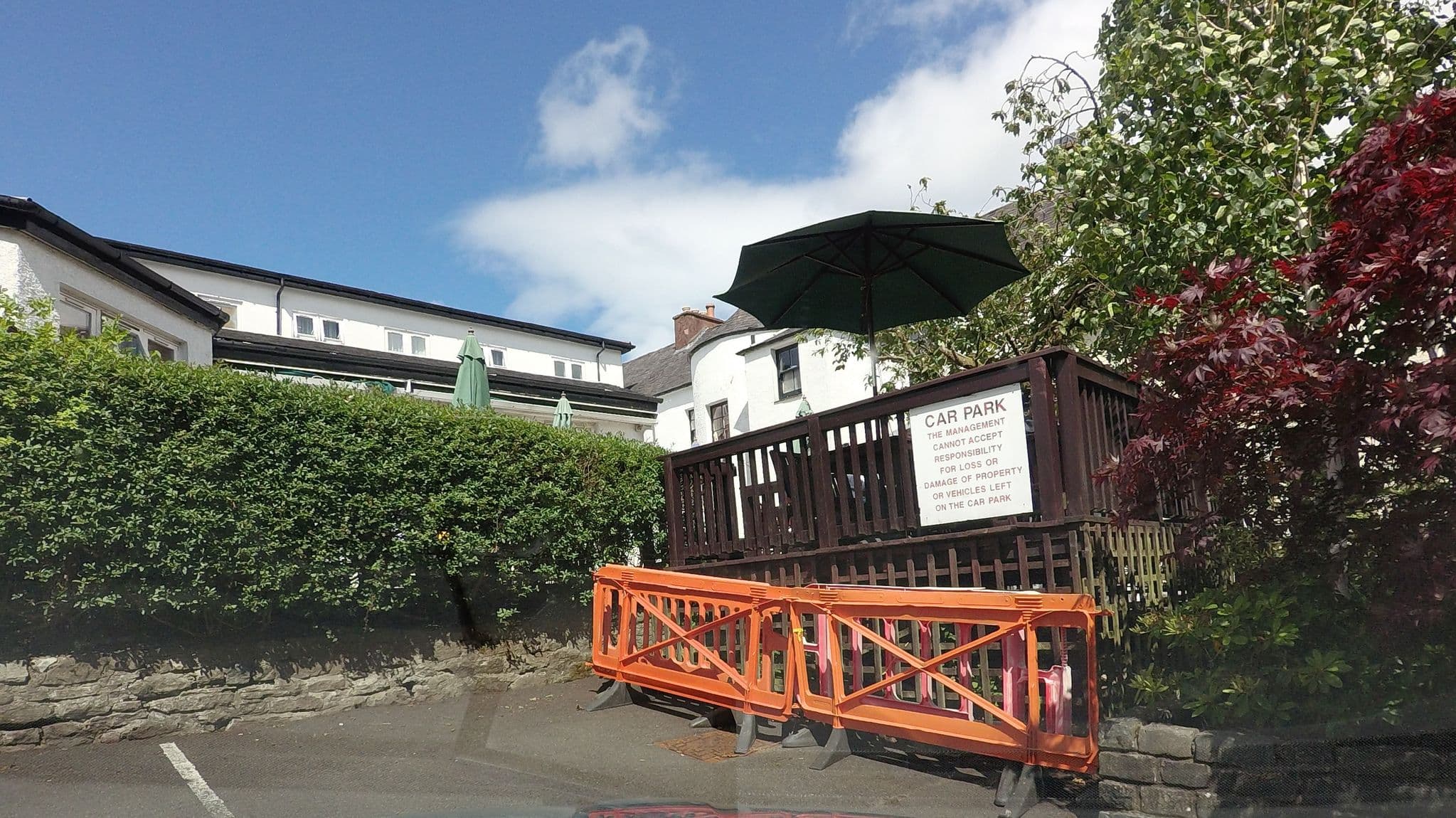 Street view near Winnock Hotel, Killearn — © hobgoblin (CC BY-SA · Mapillary)
