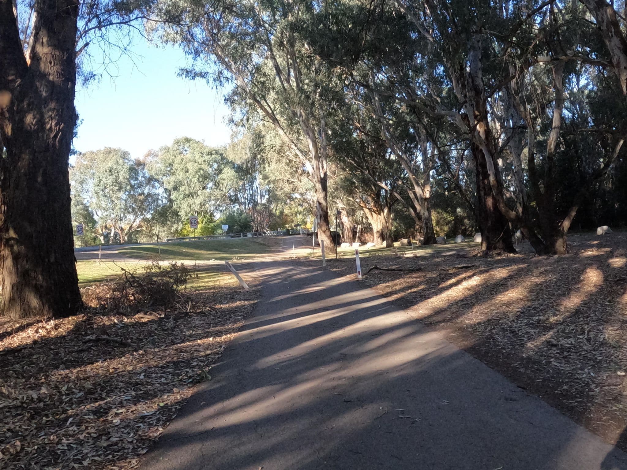 Street view near Stan Allen Reserve, Wangaratta — © skillsy (CC BY-SA · Mapillary)
