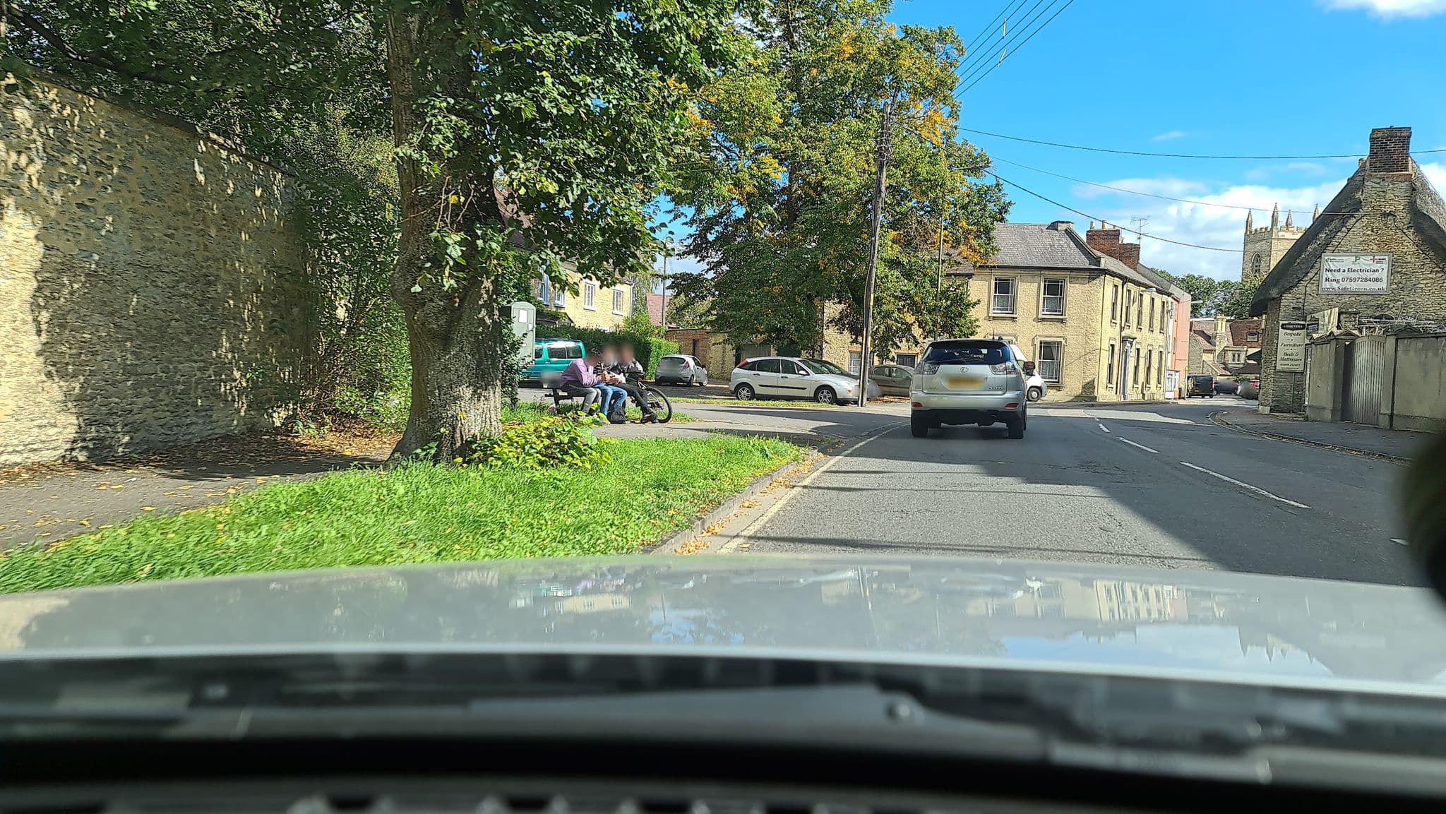 Street view near Littlebury Hotel, Bicester — © alexanderar (CC BY-SA · Mapillary)