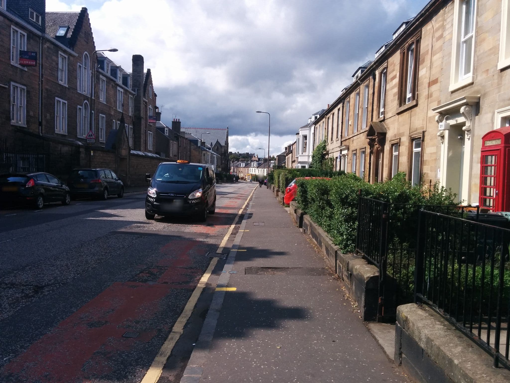 Street view near Light House Hostel, Edinburgh