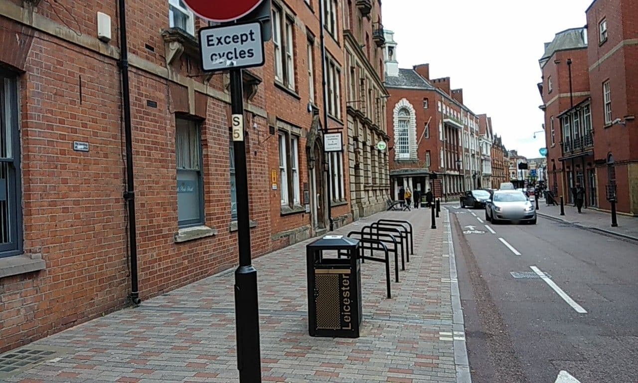Street view near Castle Park Hotel, Leicester — © sk53_quint (CC BY-SA · Mapillary)