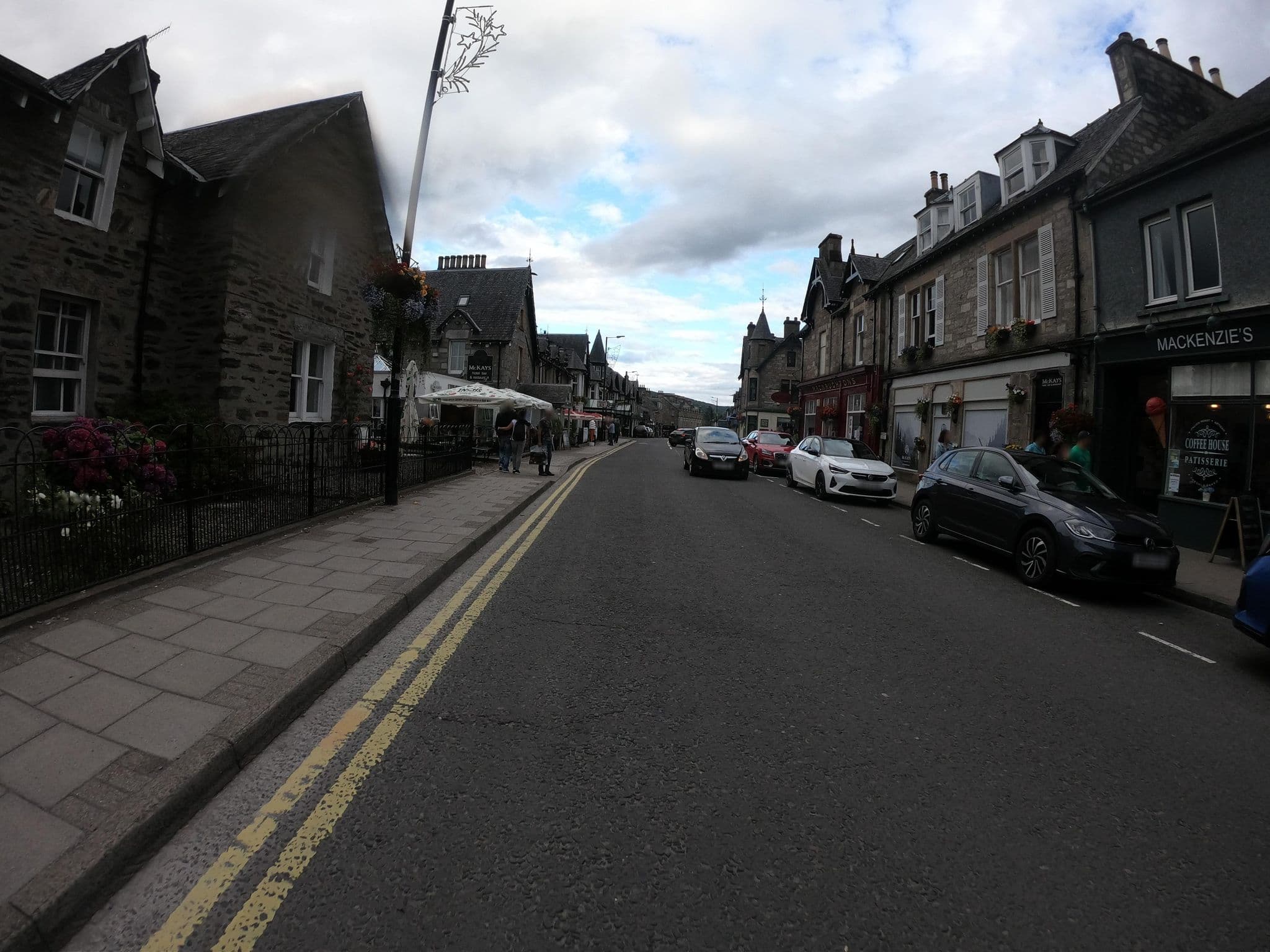 Street view near McKays Townhouse, Pitlochry — © joostjakob (CC BY-SA · Mapillary)
