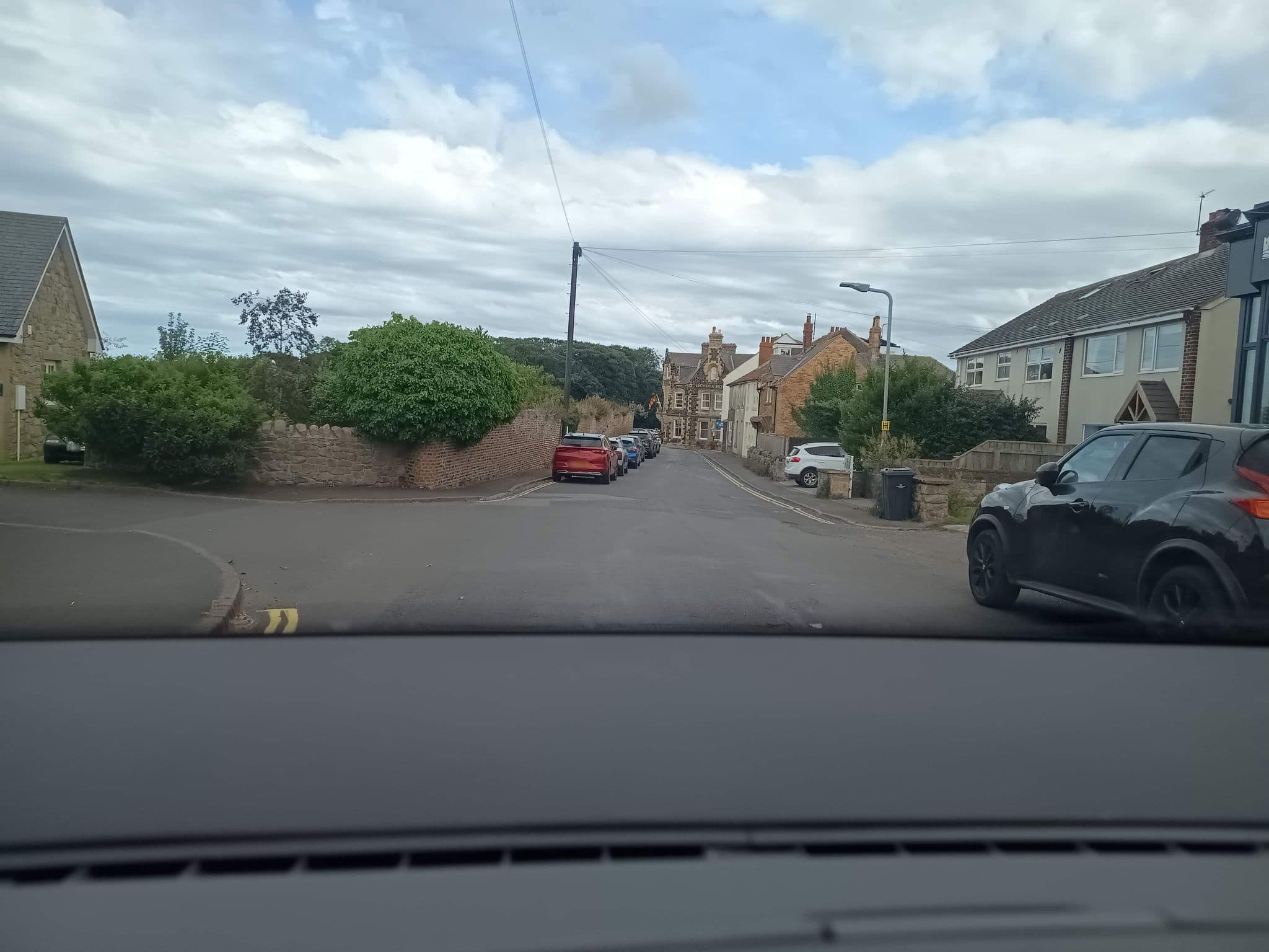 Street view near Sunningdale Hotel, North Sunderland — © zuse (CC BY-SA · Mapillary)