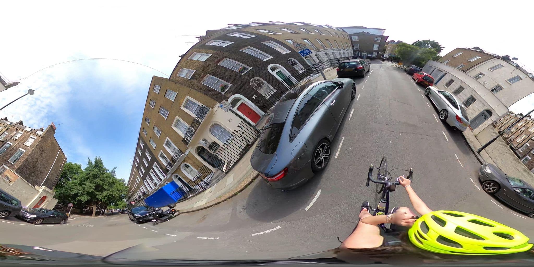 Street view near King's Cross, King's Cross — © cernbyln (CC BY-SA · Mapillary)