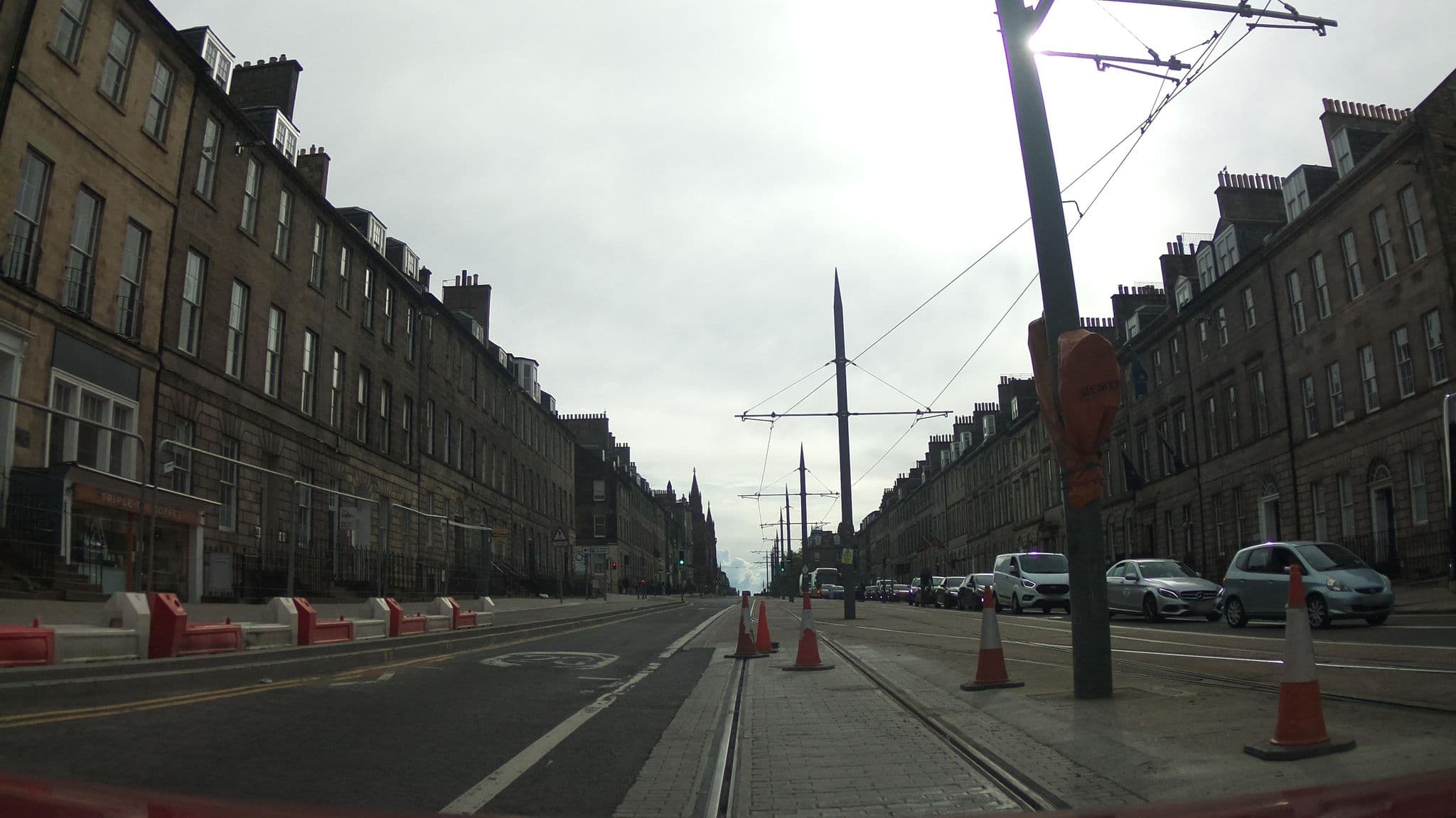 Street view near Premier Inn, Edinburgh — © southglos (CC BY-SA · Mapillary)